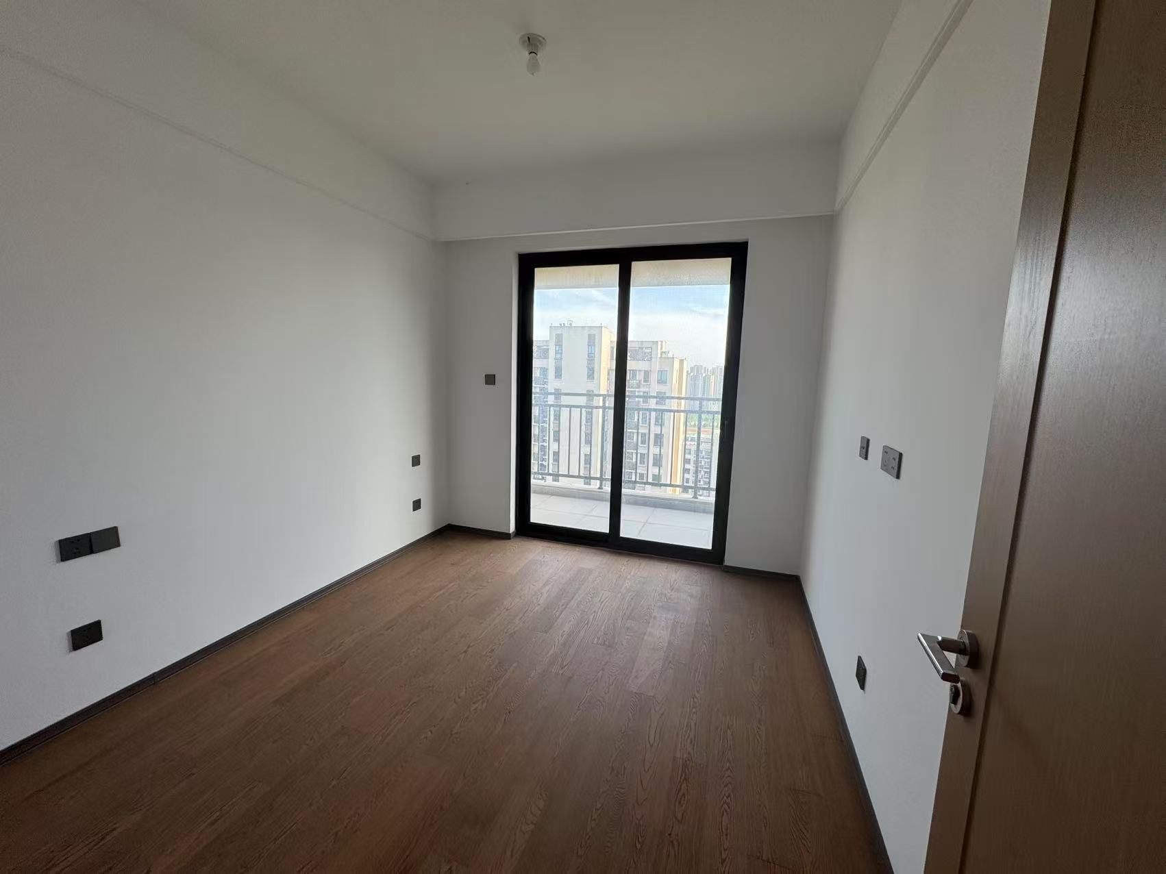 春风南岸西园 3室2厅2卫 123m&sup2;