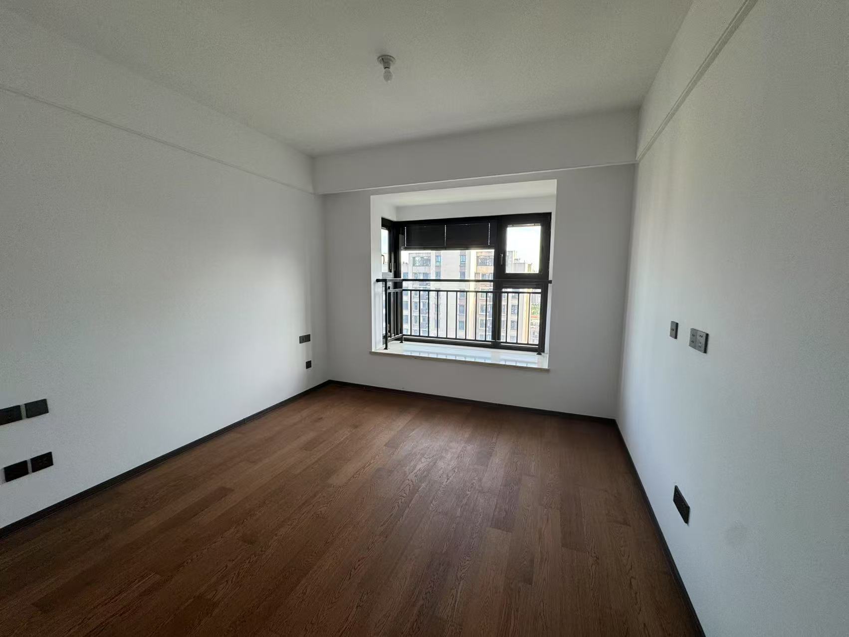 春风南岸西园 3室2厅2卫 123m&sup2;