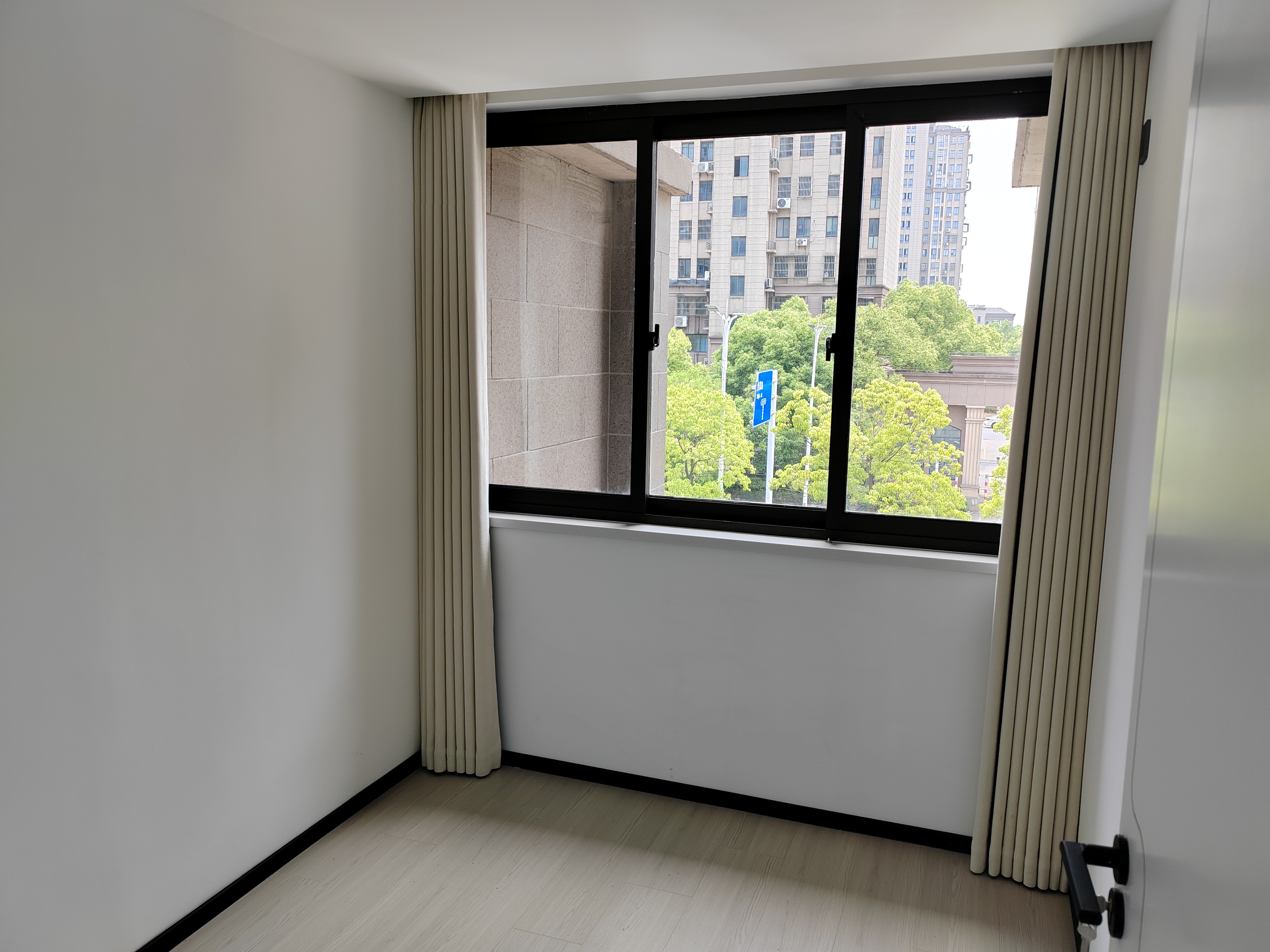 世家花园 3室1厅1卫 88.14m&sup2;