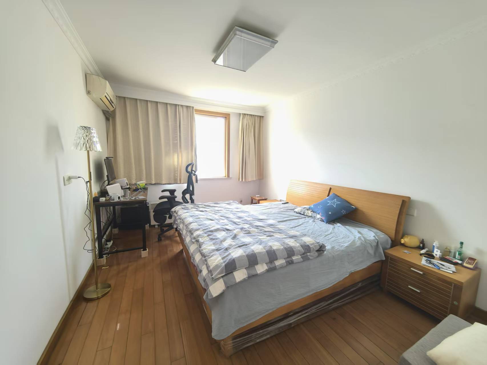 金辉花园 5室2厅2卫 121.94m&sup2;