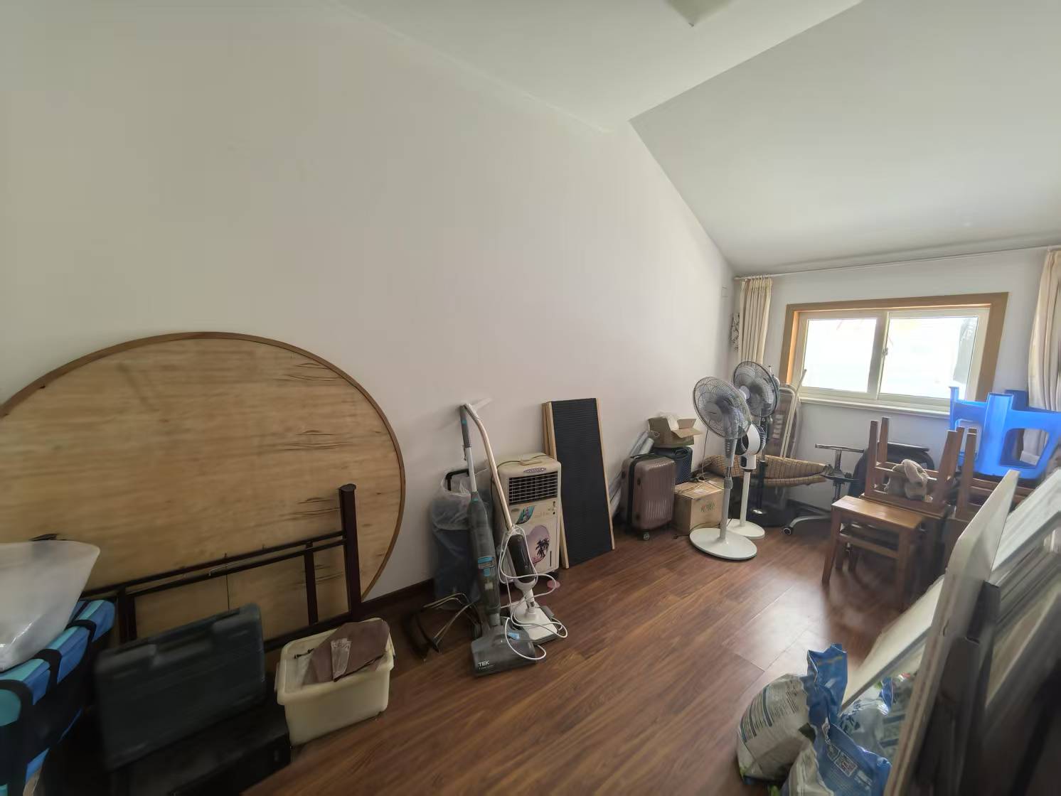 金辉花园 5室2厅2卫 121.94m&sup2;