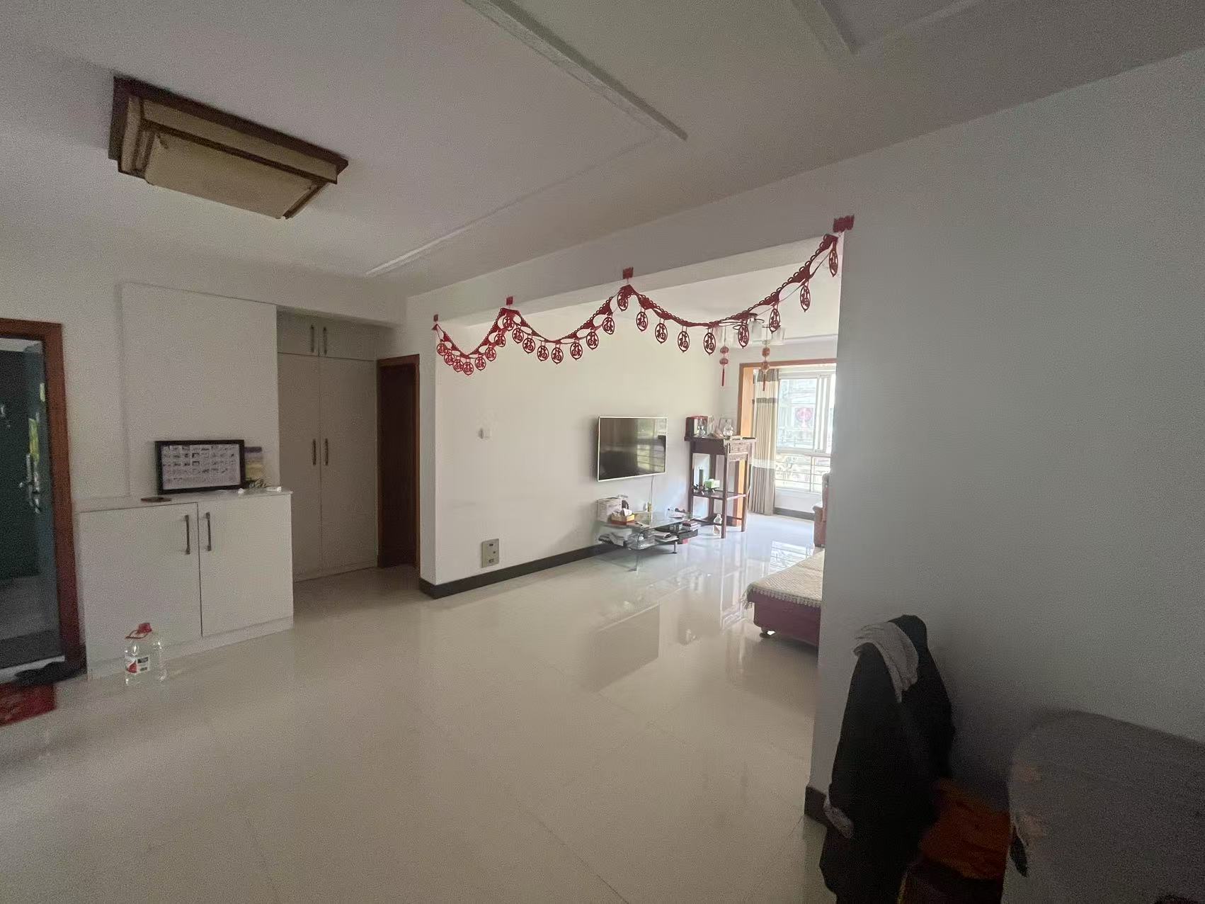 五一新村西区 3室2厅1卫 113.42m&sup2;