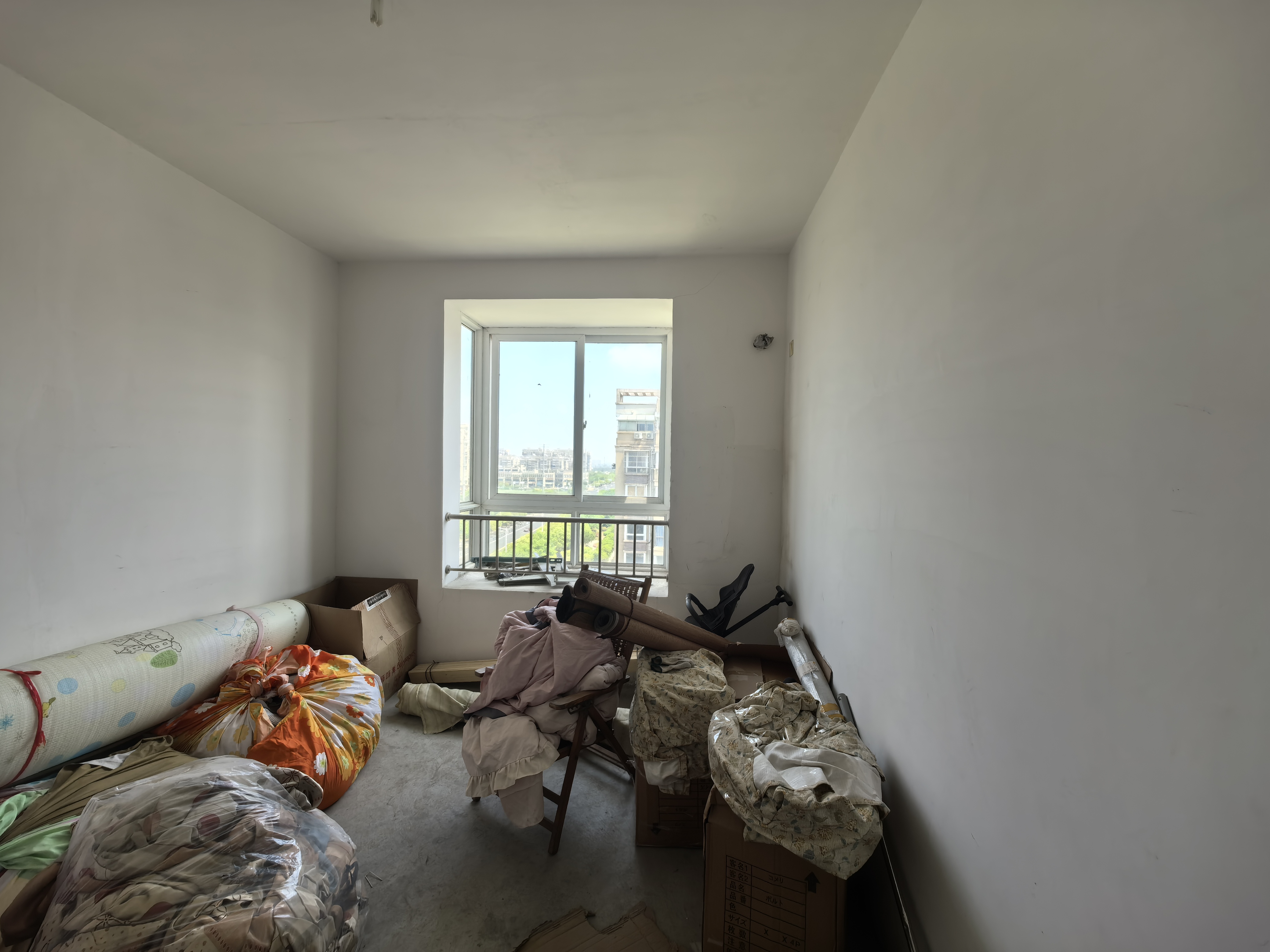 天晖苑 3室2厅2卫 98.00m&sup2;