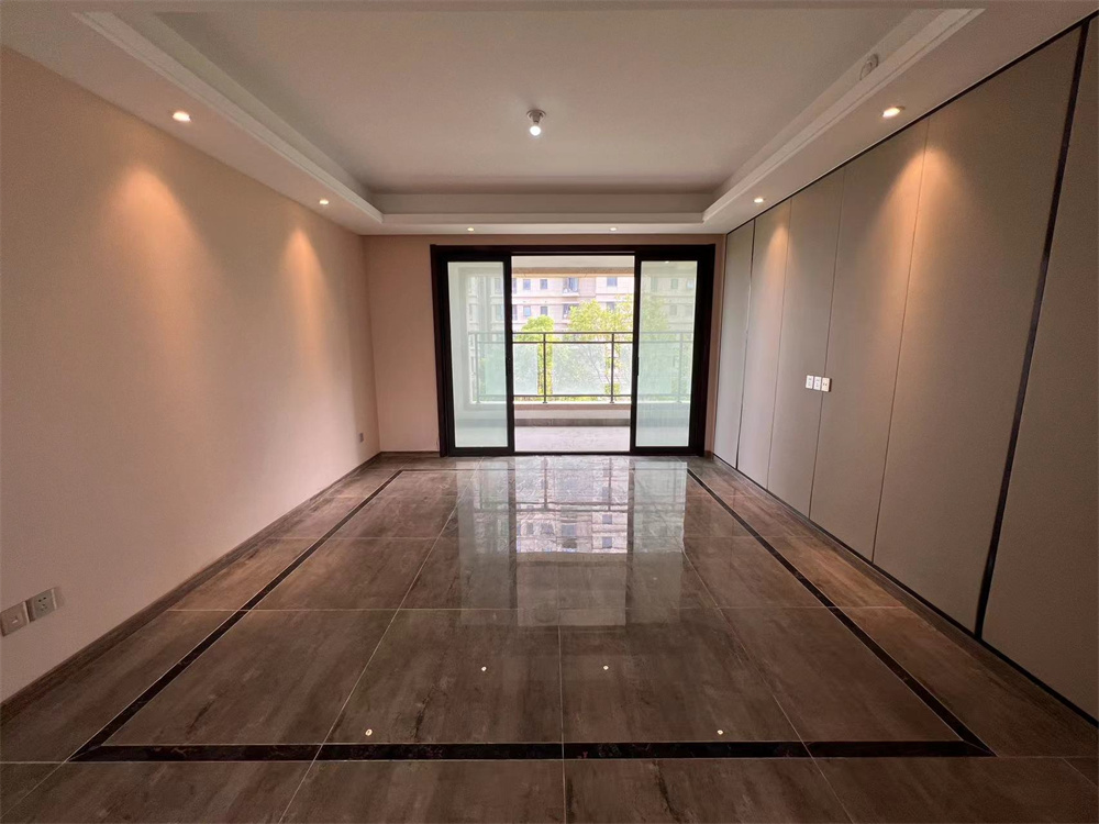 远创樾府 4室2厅2卫 132.98m&sup2;