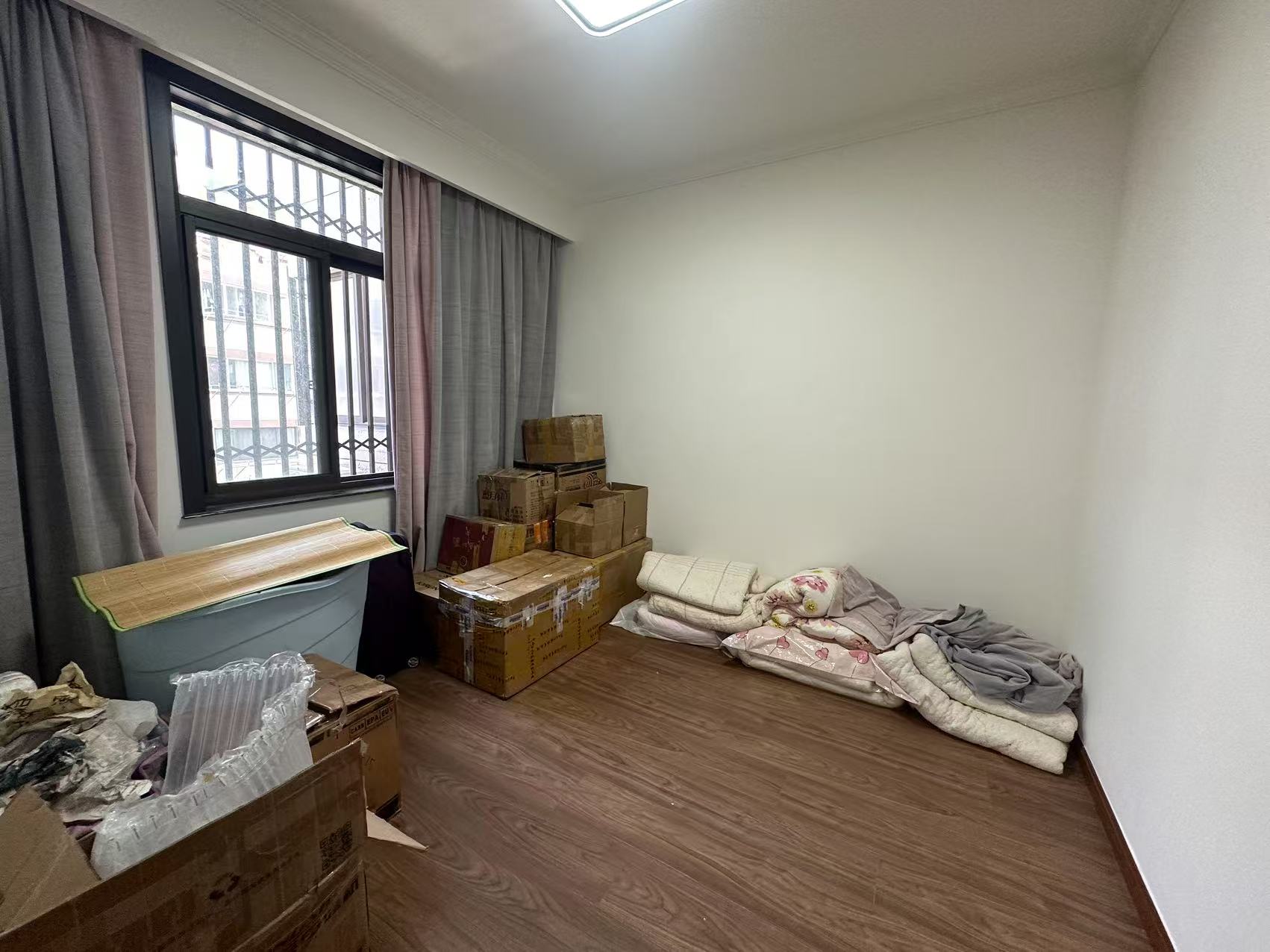 姚港路22号 4室1厅1卫 82.82m&sup2;