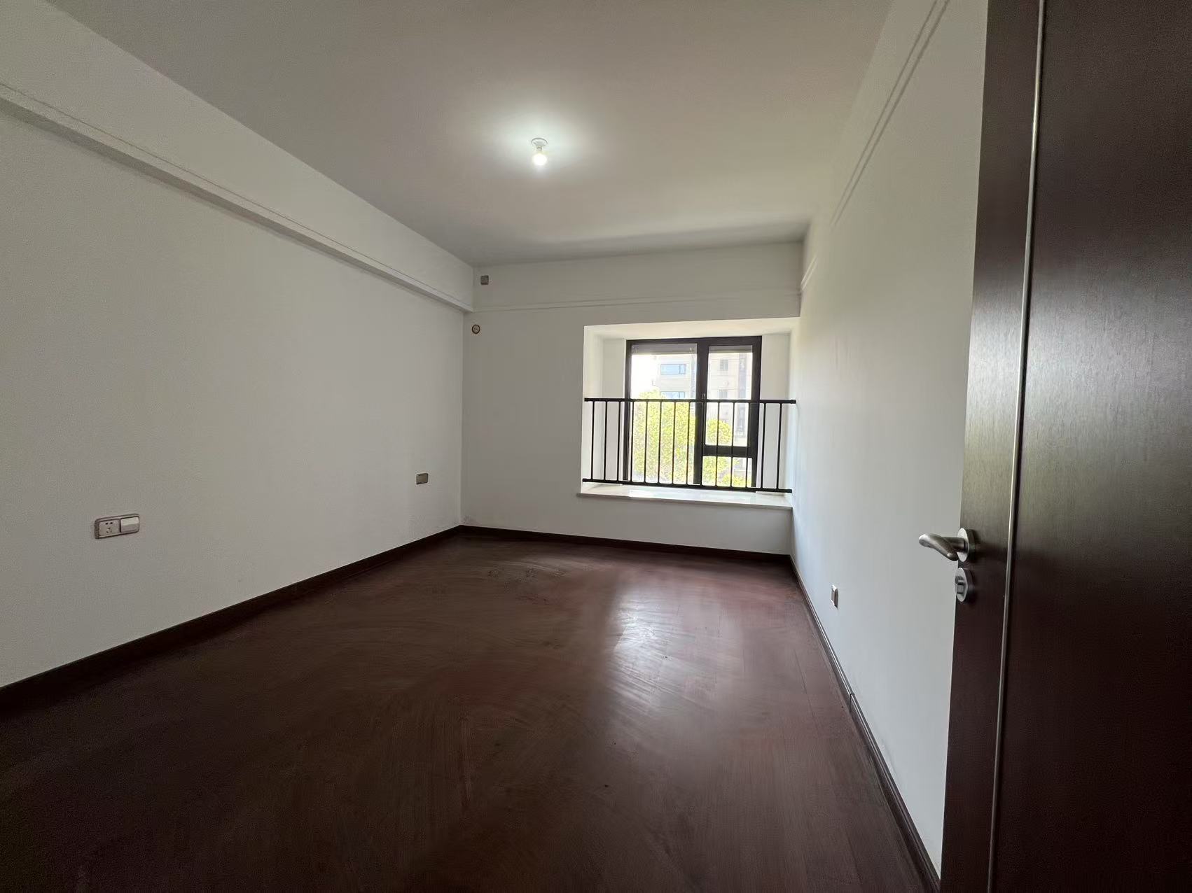 万科城市之光 4室2厅2卫 141m&sup2;