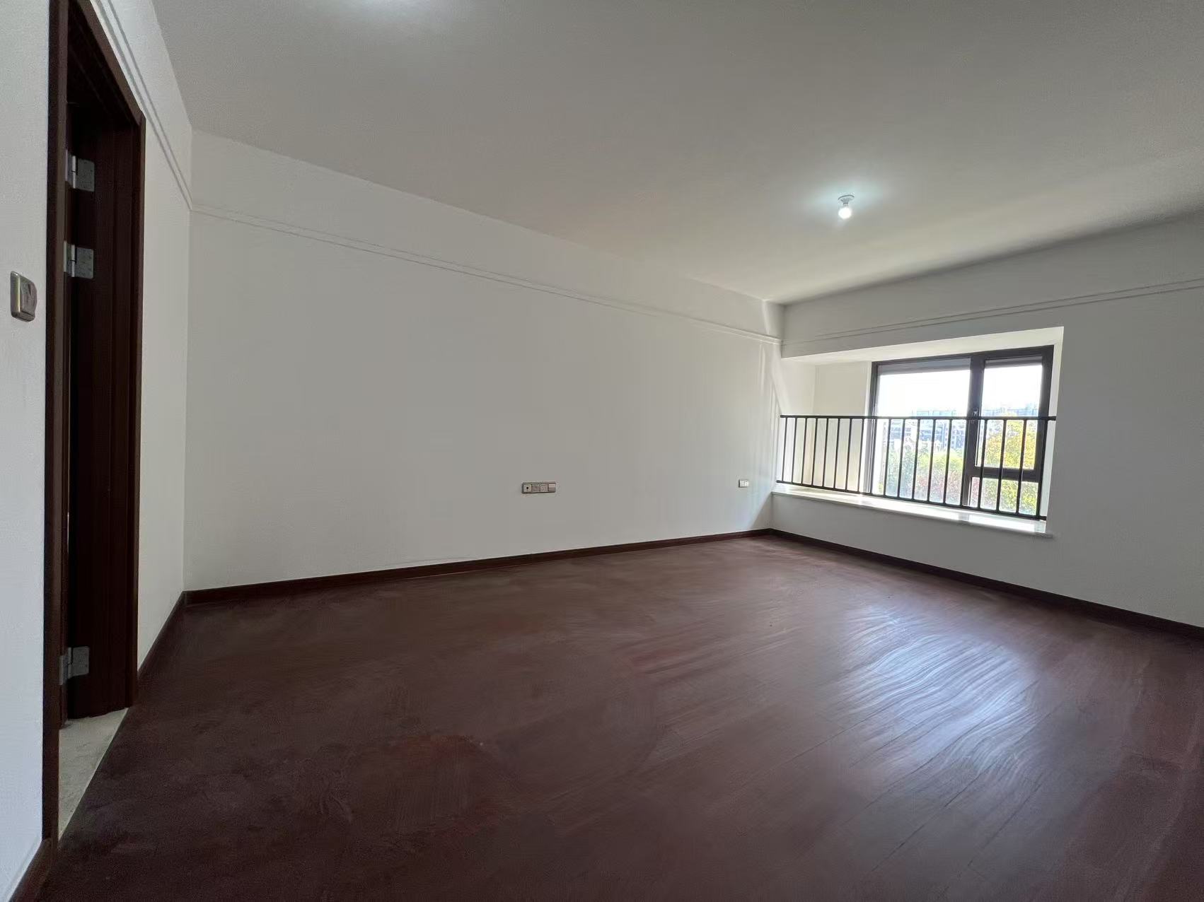 万科城市之光 4室2厅2卫 141m&sup2;