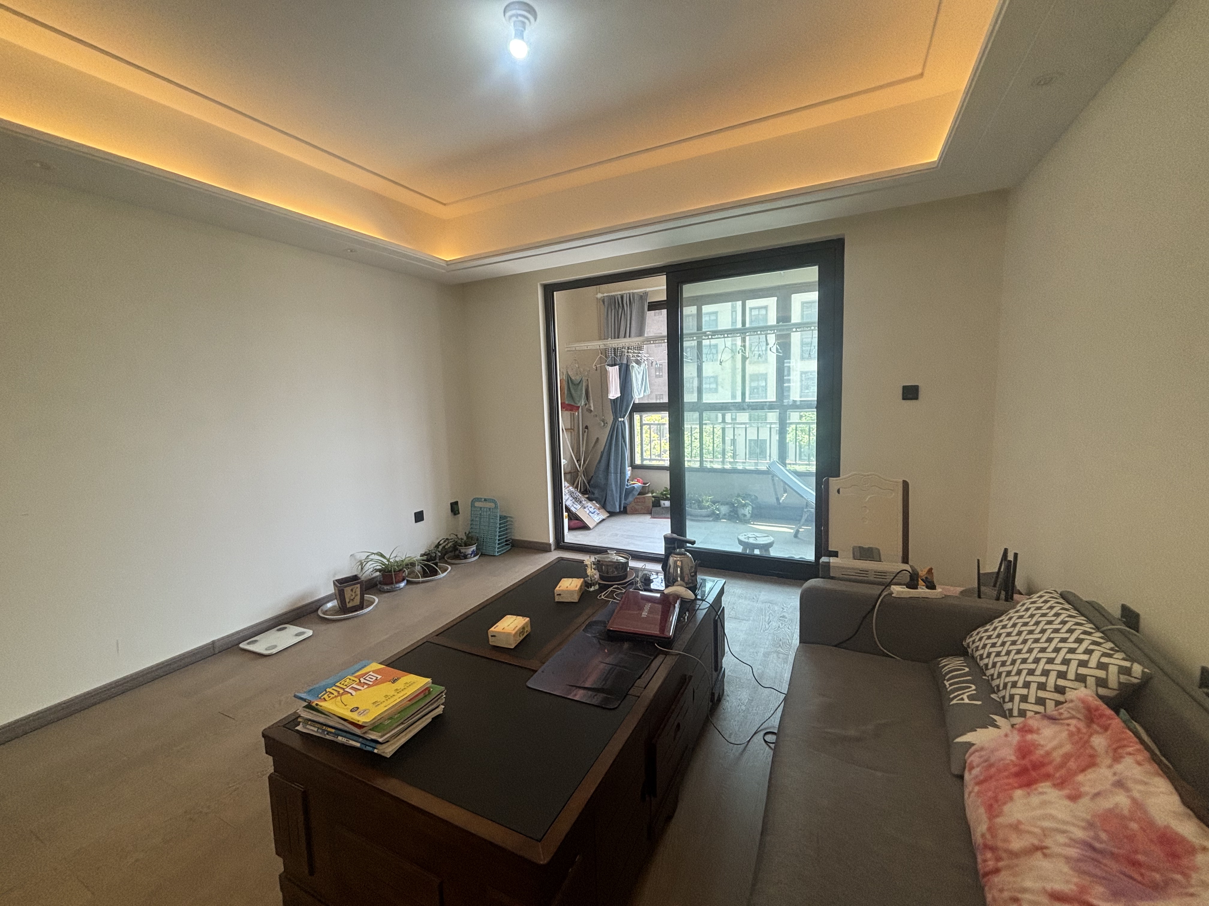 湖山源著 3室2厅2卫 125.00m&sup2;