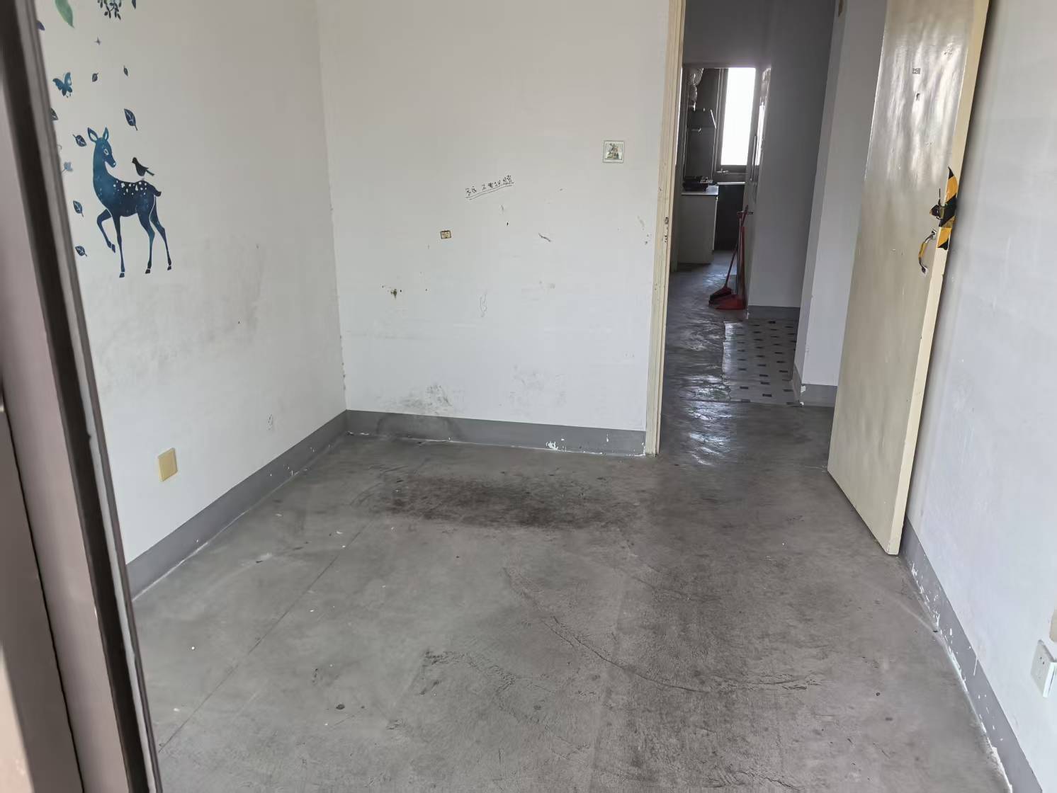 同和嘉苑东区 3室2厅1卫 122m&sup2;