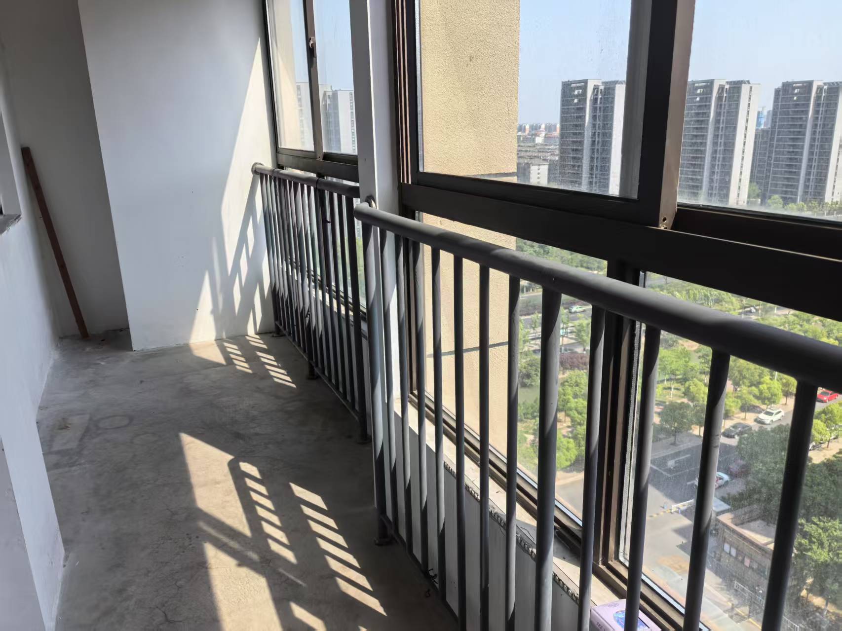 同和嘉苑东区 3室2厅1卫 122m&sup2;