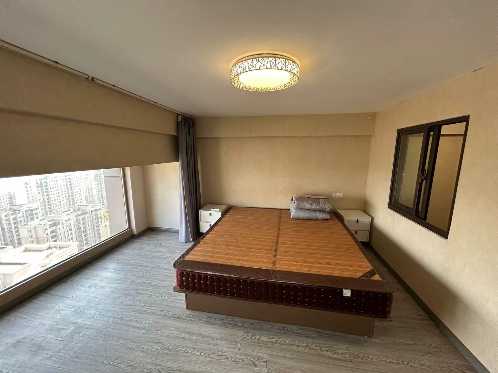中港银座 2室2厅1卫 47m&sup2;