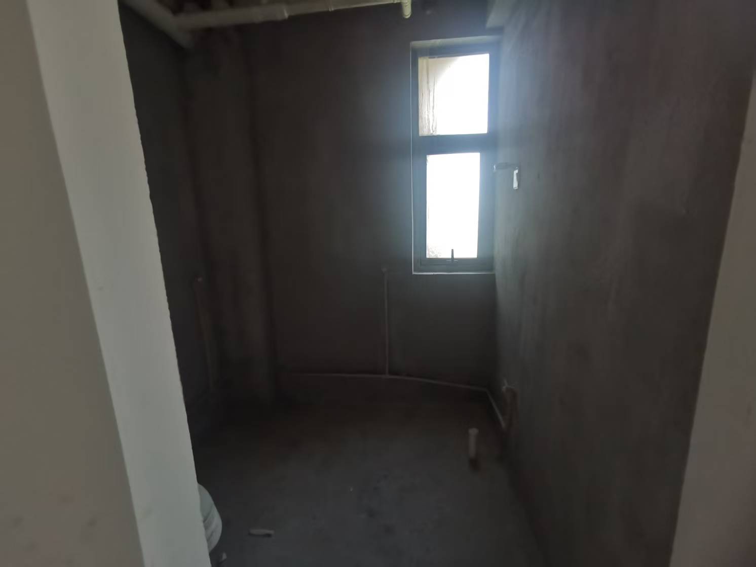 中港翡翠城 3室2厅2卫 106.97m&sup2;