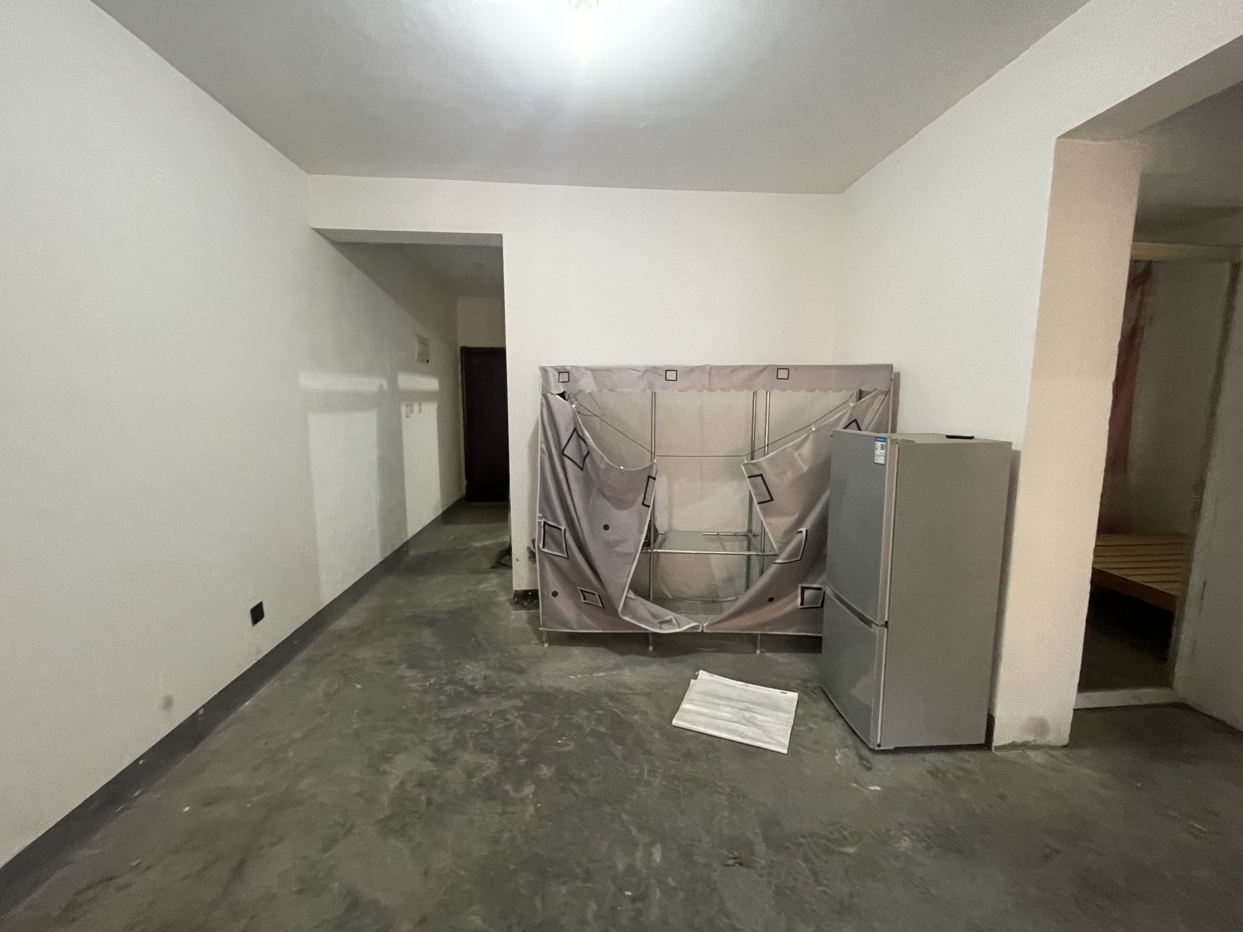 世茂公元 2室1厅1卫 67m²