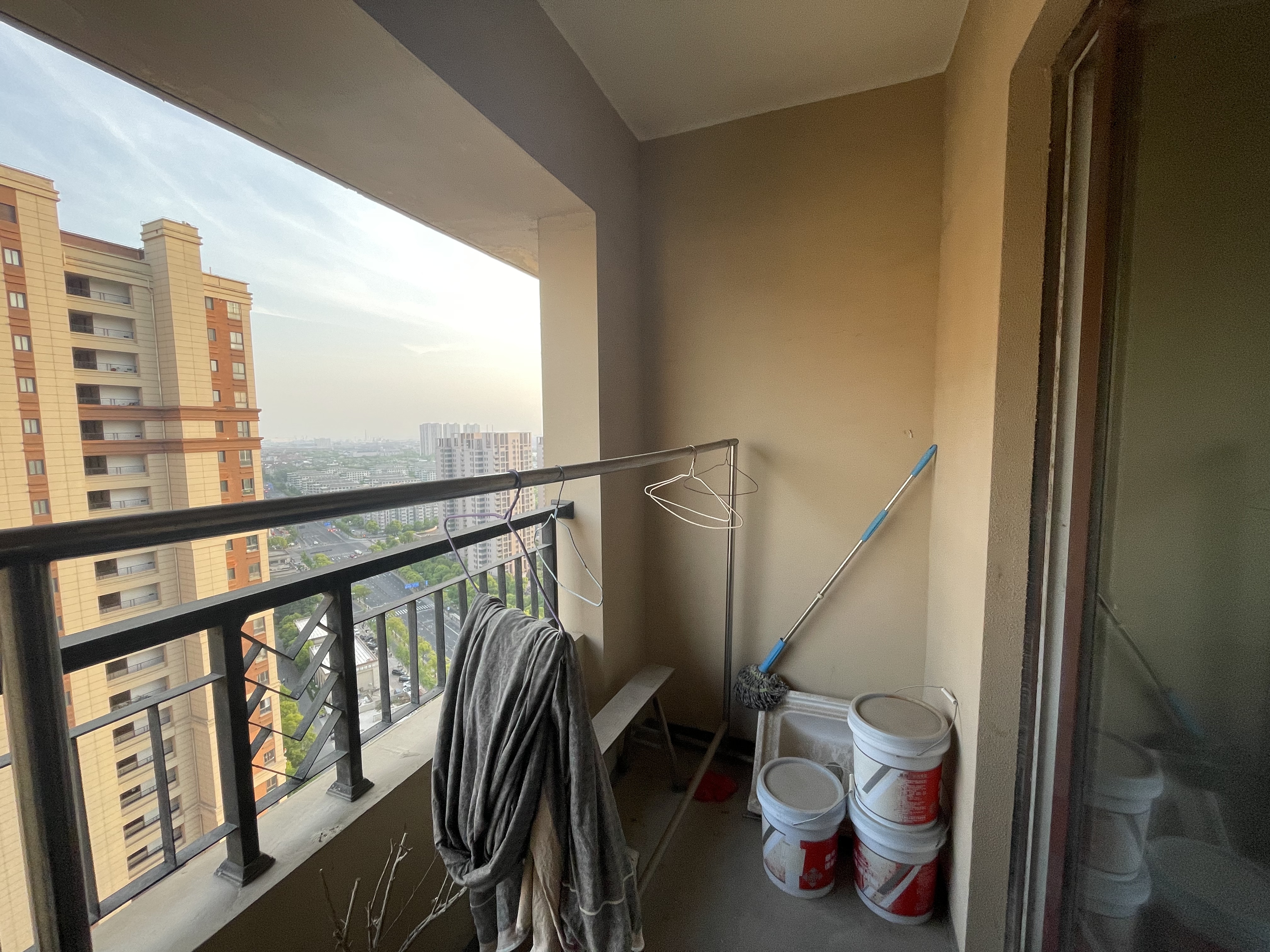 世茂公元 2室1厅1卫 67m&sup2;