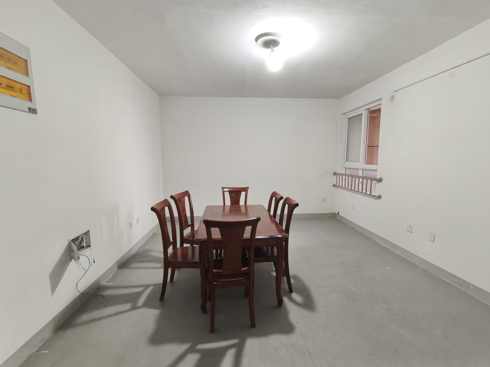 金韵华庭 2室2厅1卫 92m&sup2;
