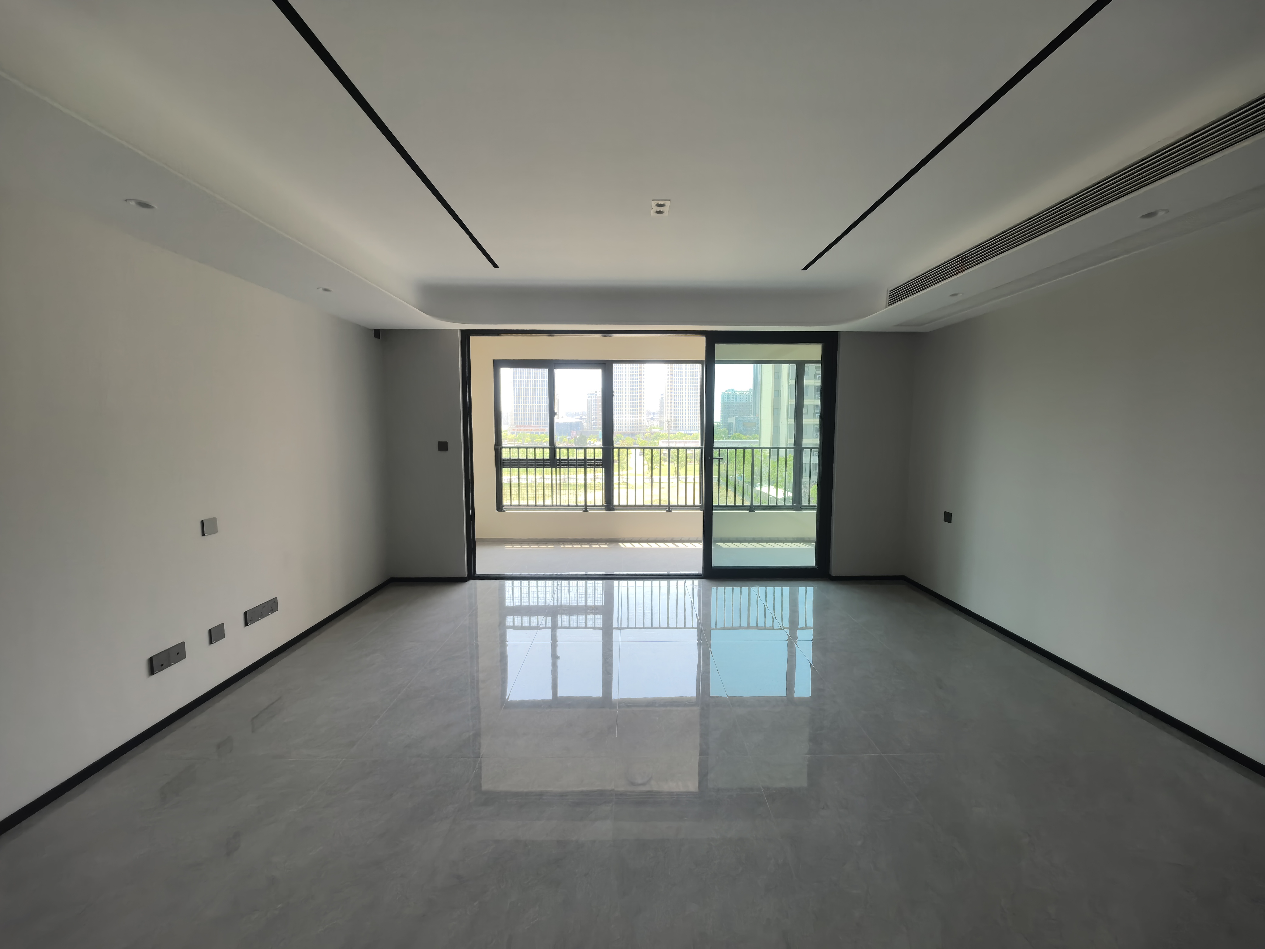 万科官山望 4室2厅2卫 165m&sup2;