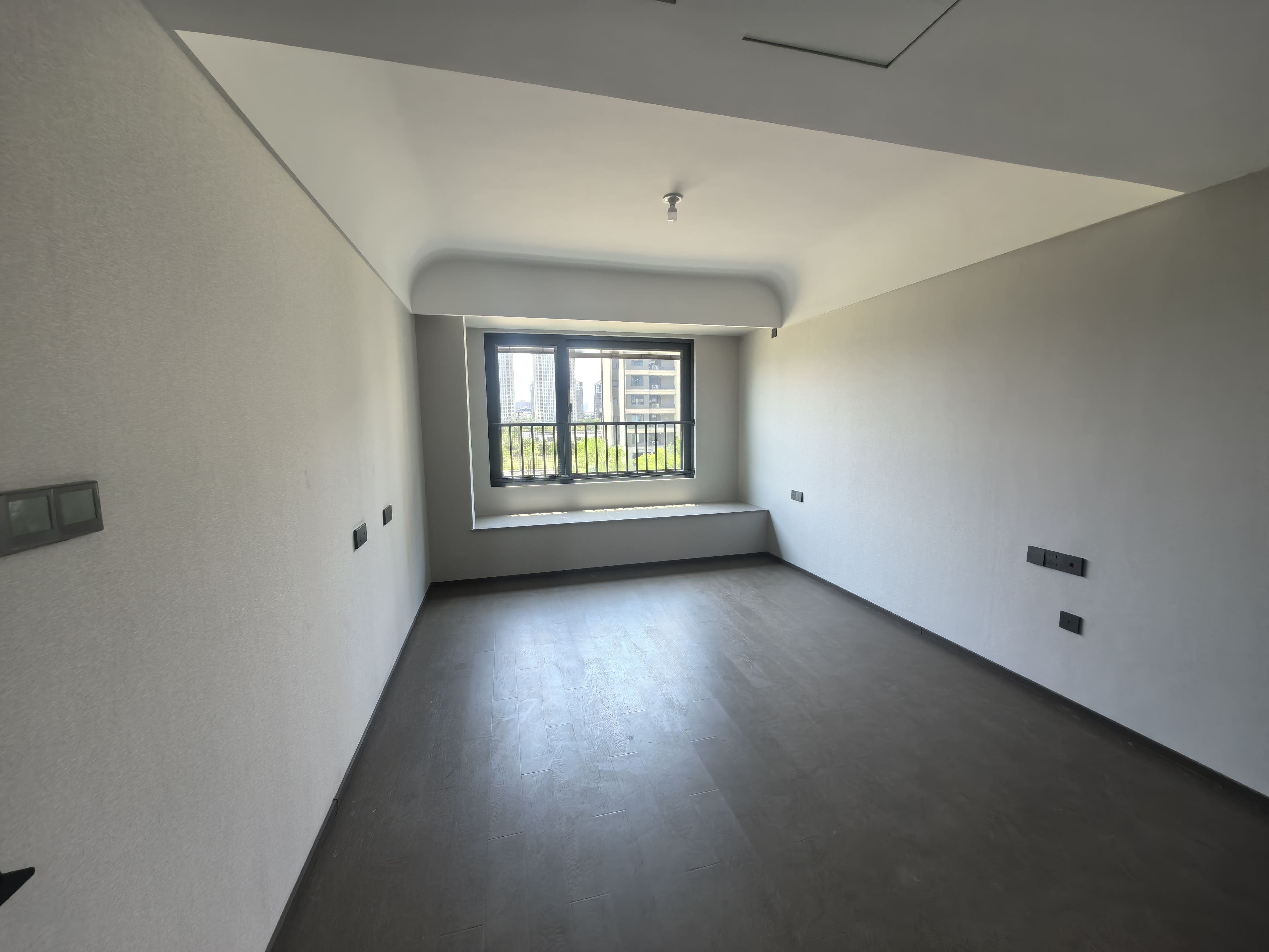 万科官山望 4室2厅2卫 165m&sup2;