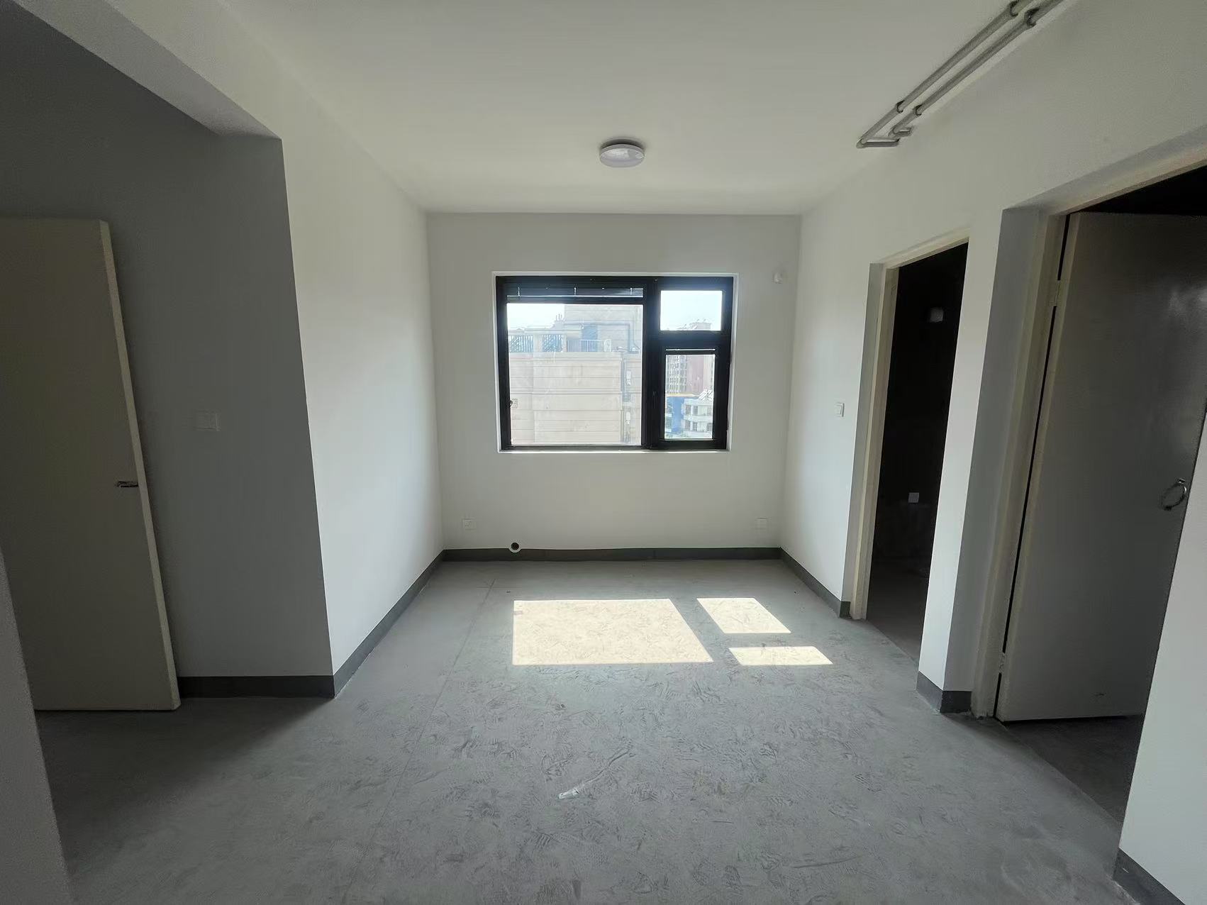 百花馨苑 2室1厅1卫 72m²