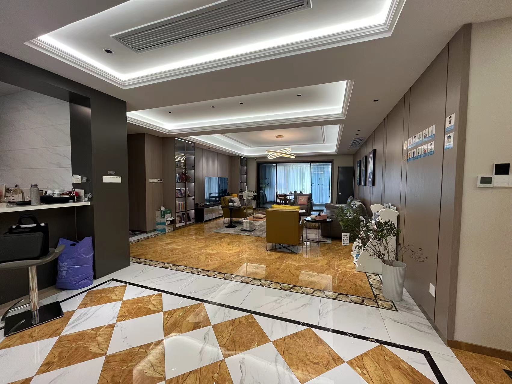 南通碧桂园翡翠华府 4室2厅2卫 237.89m&sup2;