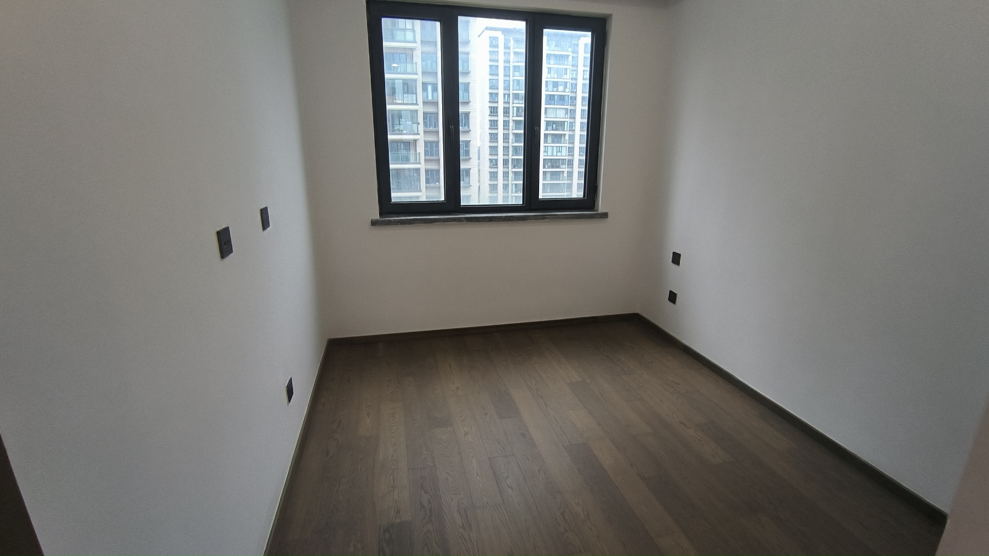 都会沁园 4室2厅2卫 149.9m&sup2;