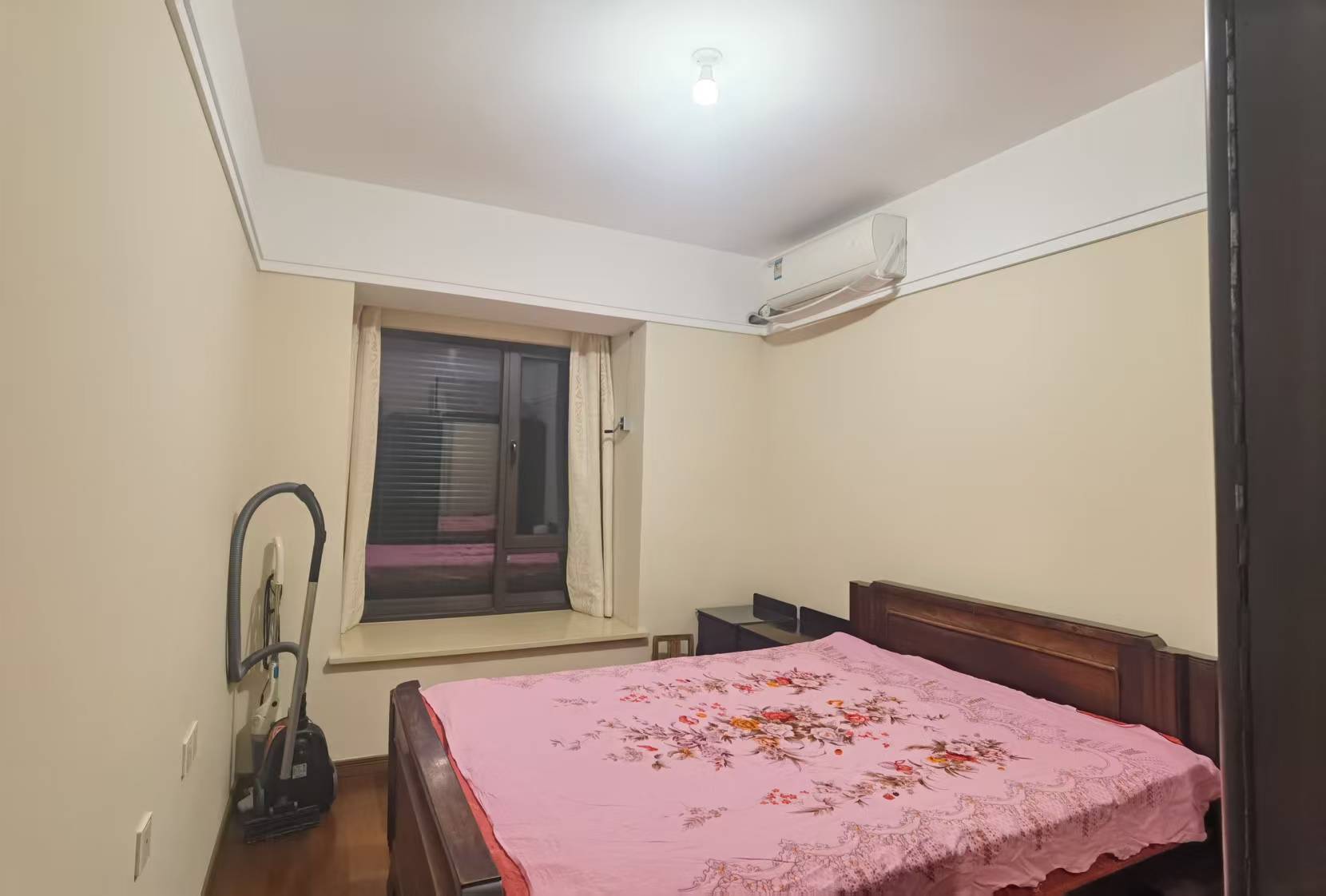 万科濠河传奇 3室2厅1卫 106.6m&sup2;