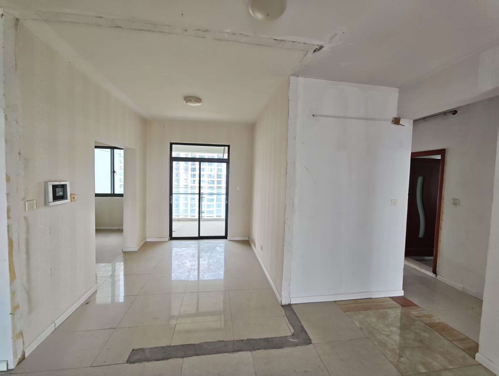 中南世纪城北区 3室2厅2卫 145.00m&sup2;