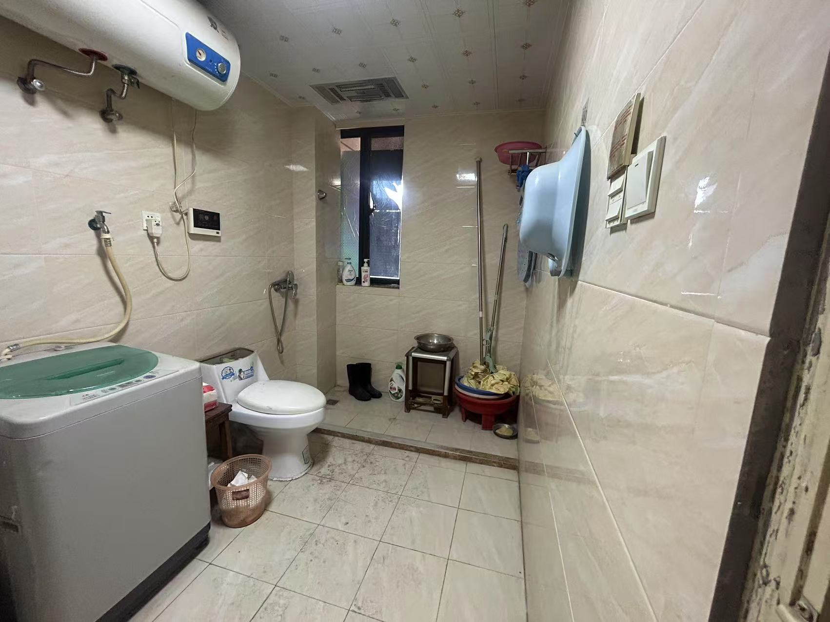 外滩花苑 3室2厅1卫 151.39m&sup2;