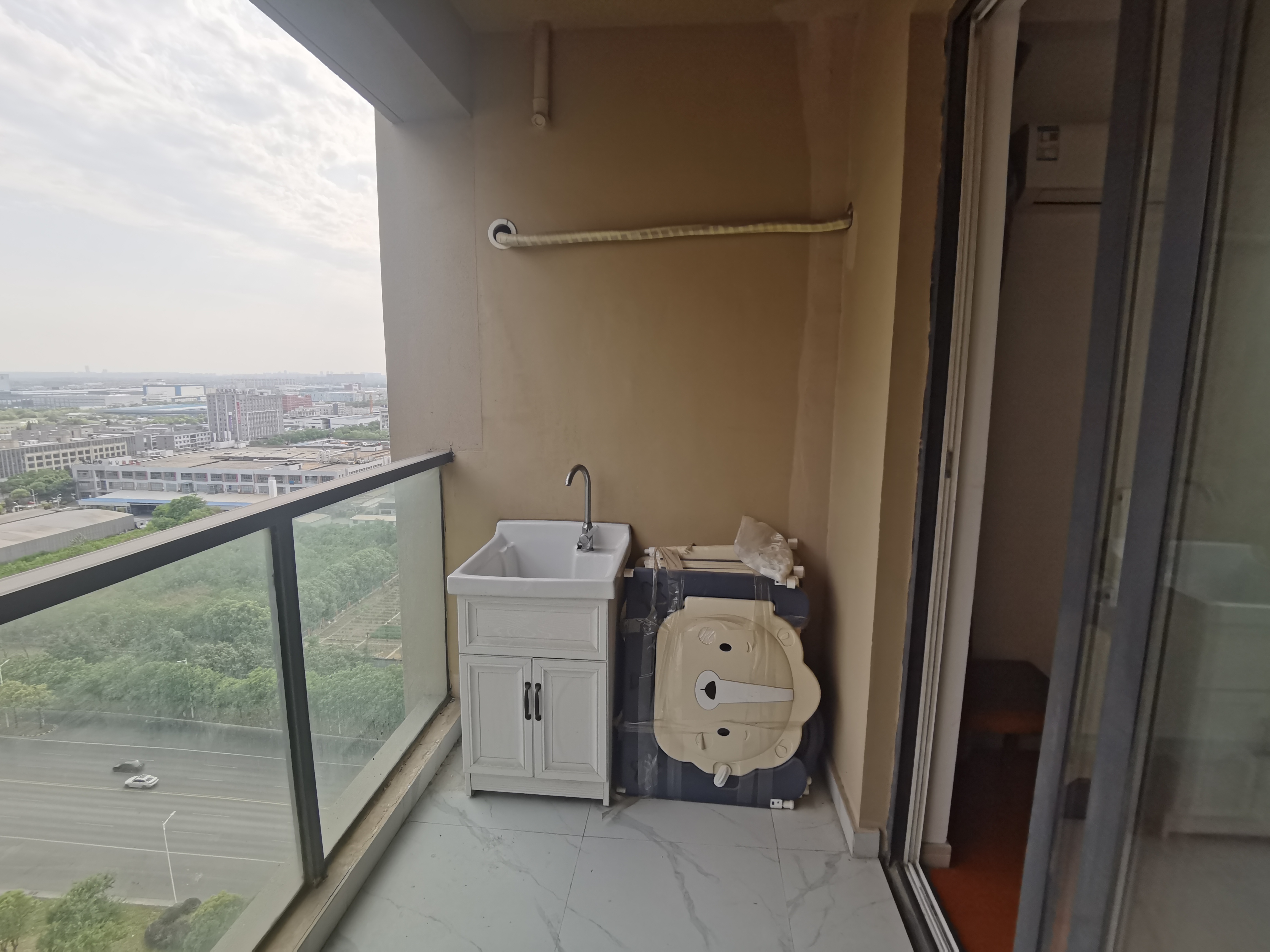 富都豪园 3室2厅1卫 115m&sup2;
