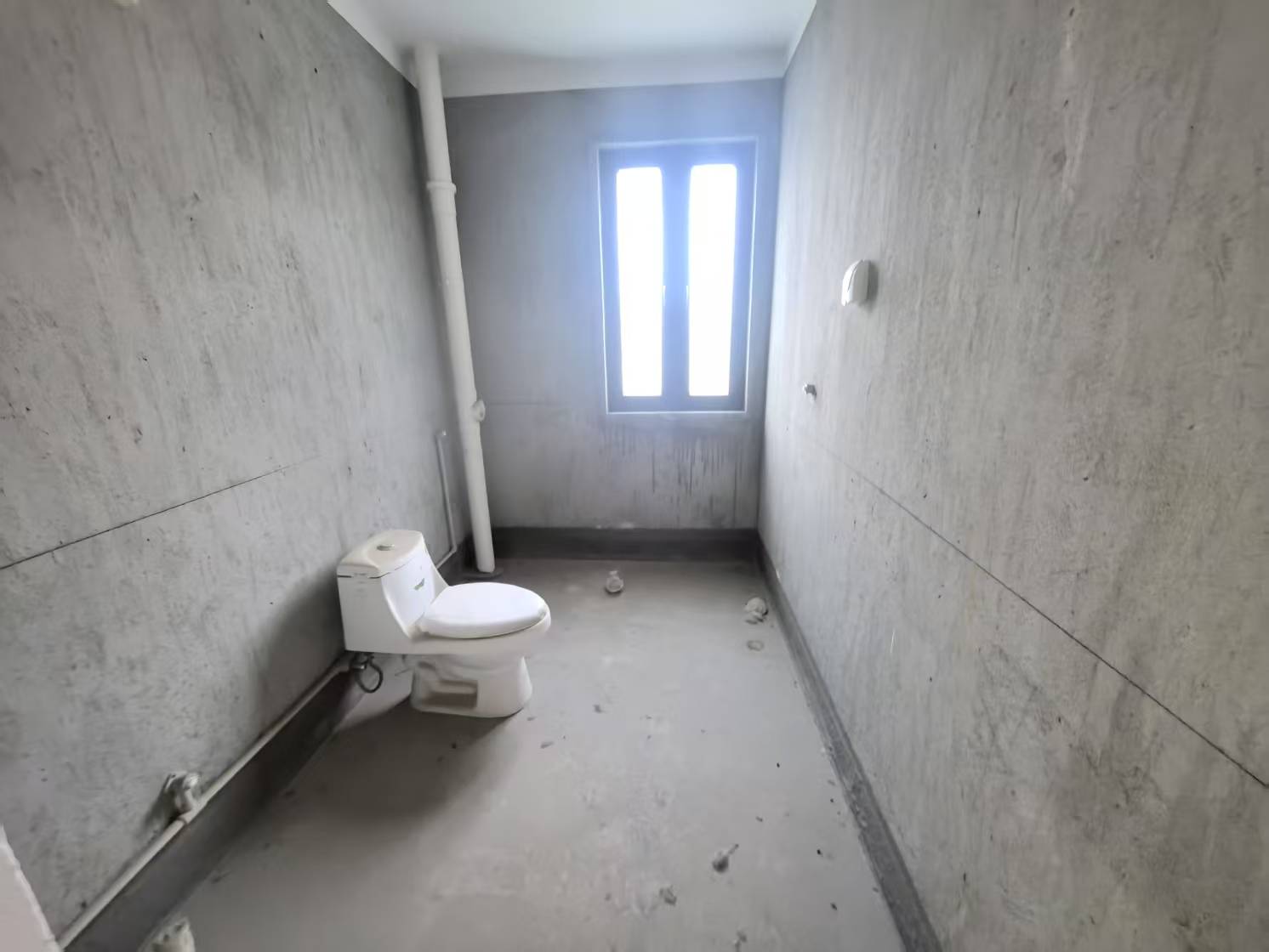 城市嘉苑 4室2厅3卫 200.15m&sup2;
