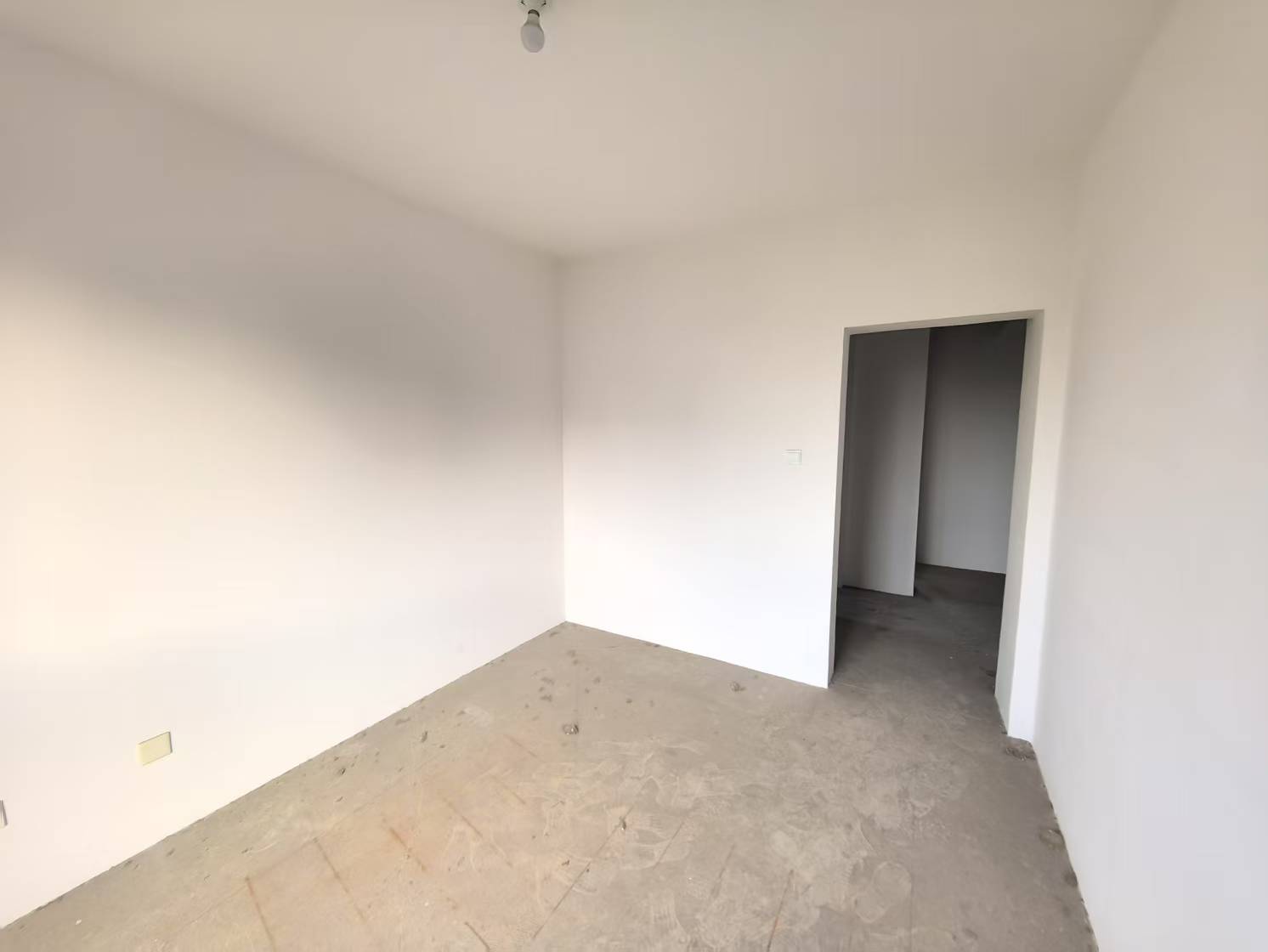 城市嘉苑 4室2厅3卫 200.15m&sup2;