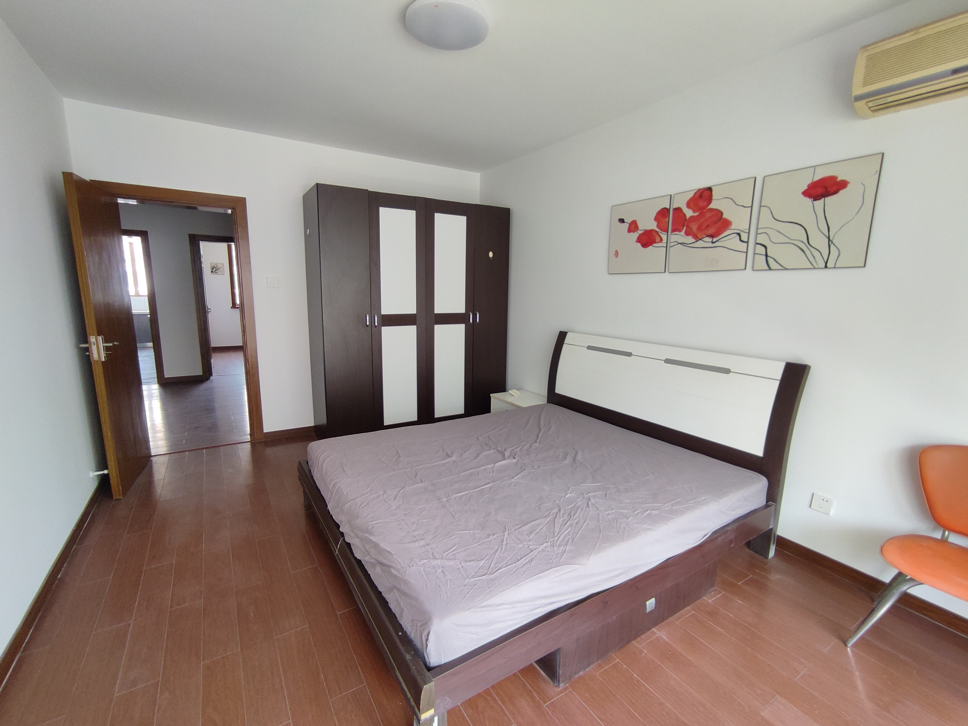 天都花苑 2室2厅1卫 102.8m&sup2;