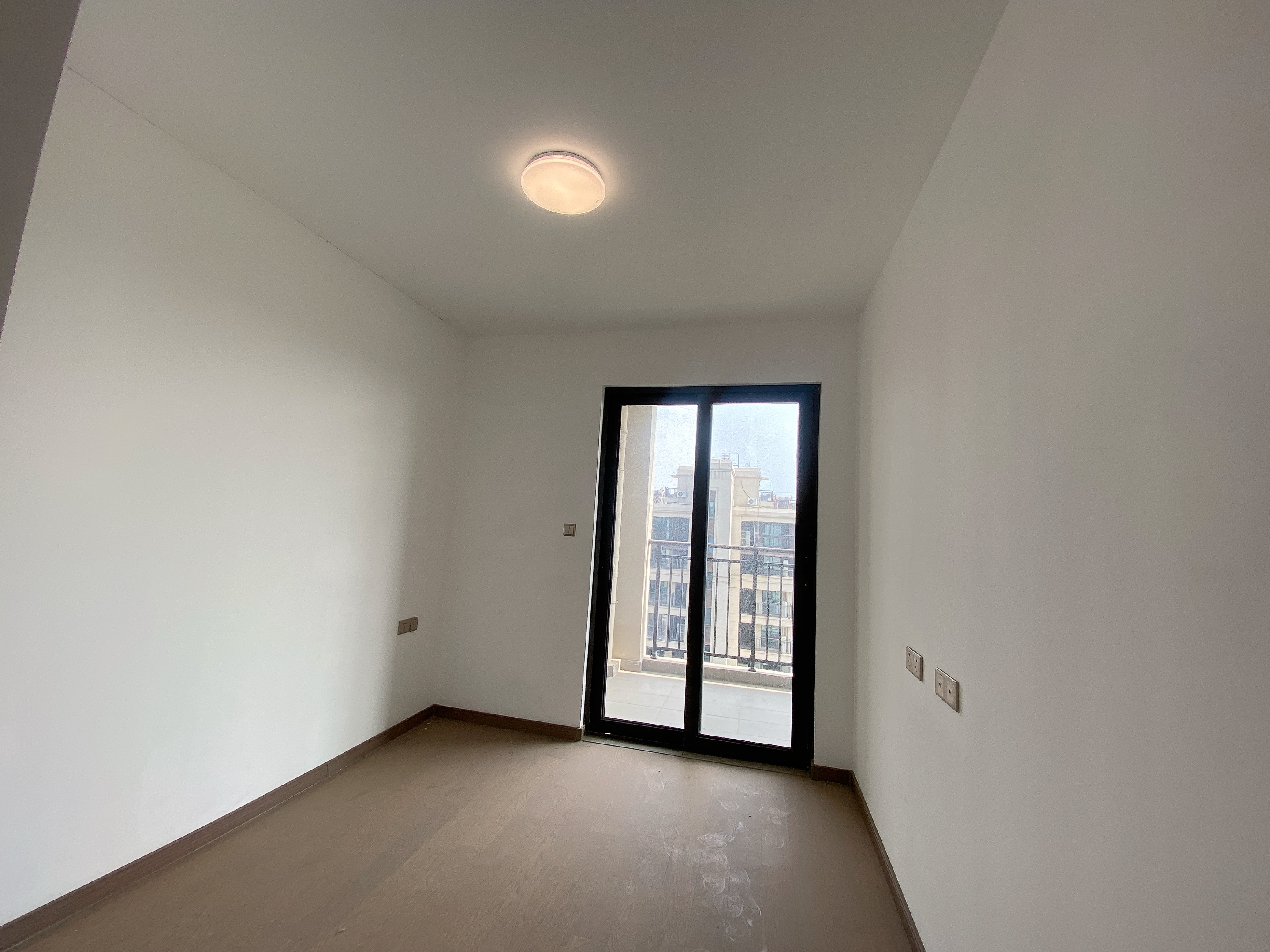 中海上东区 3室2厅2卫 125m&sup2;