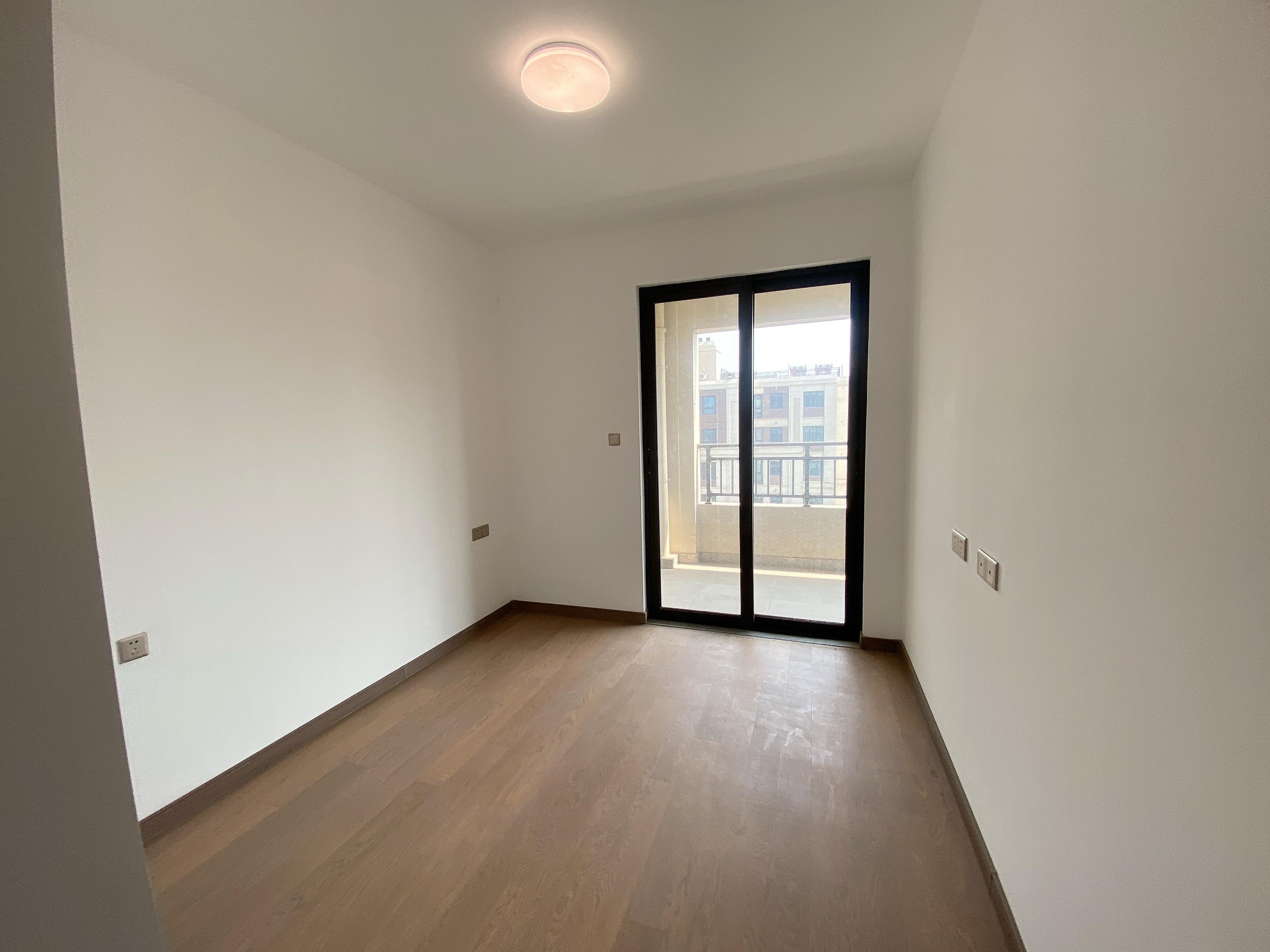 中海上东区 3室2厅2卫 125m&sup2;
