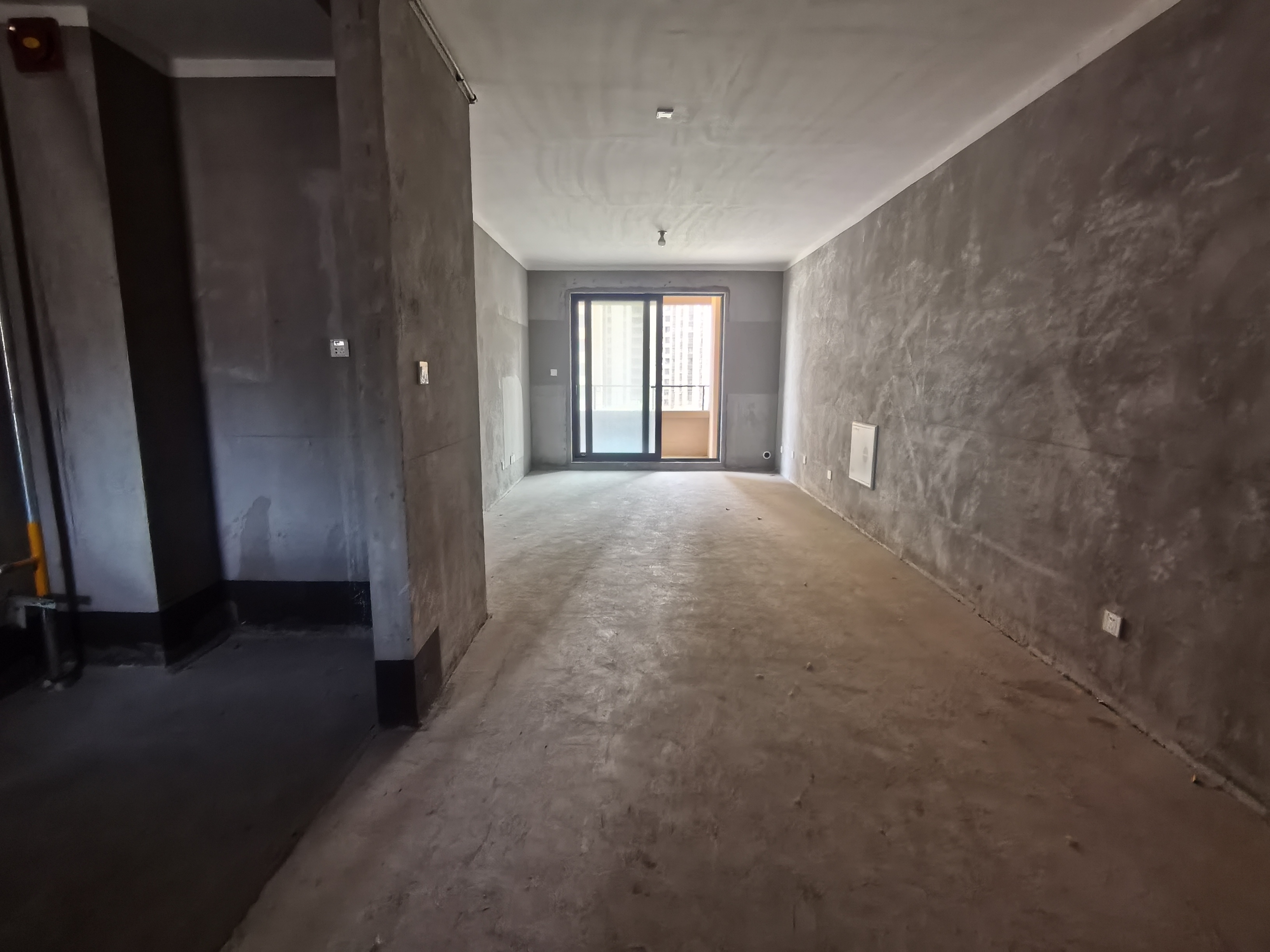 保利香槟国际 3室2厅1卫 101m&sup2;