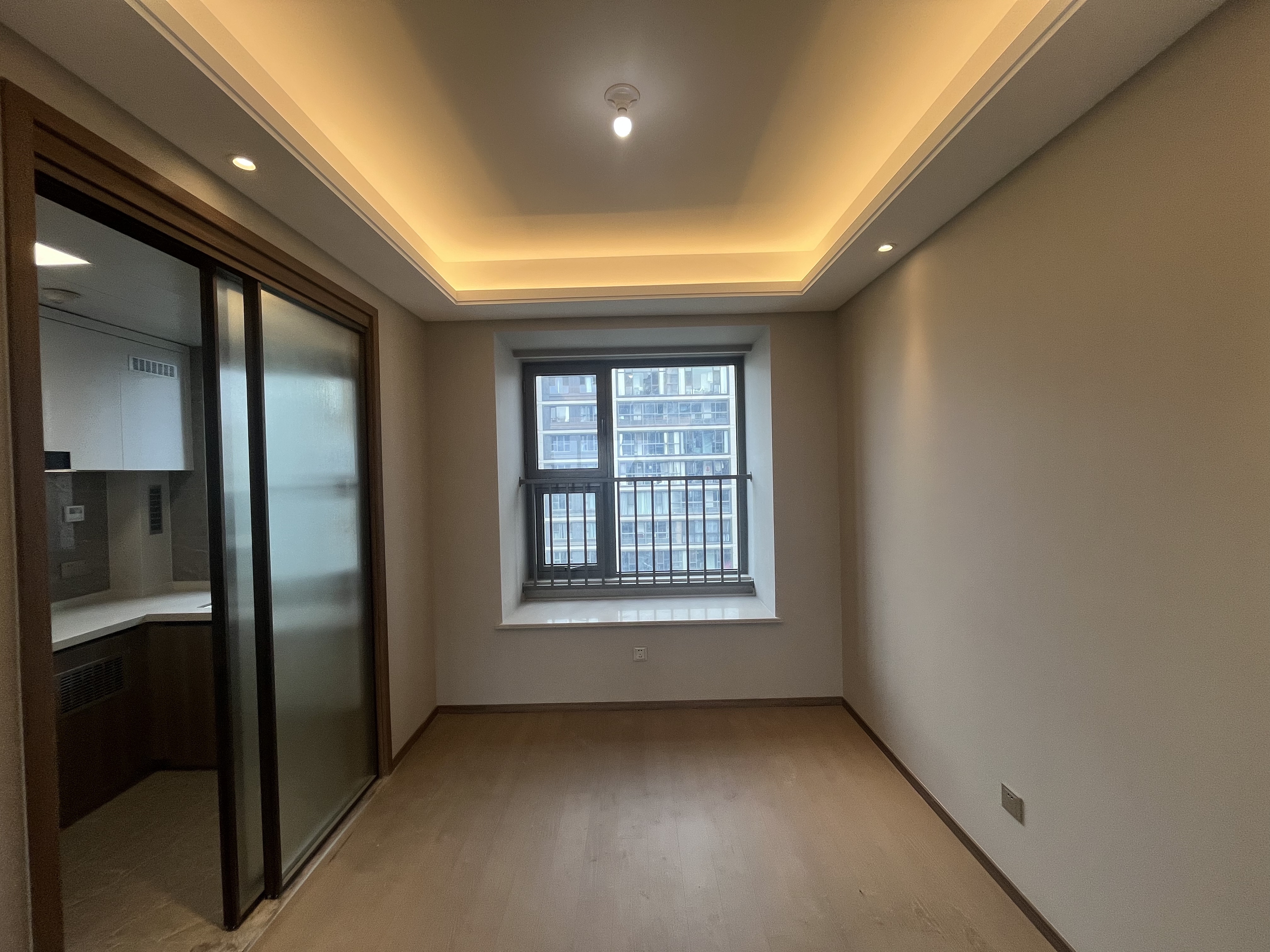 长泰滨河国际 4室2厅2卫 142.36m&sup2;