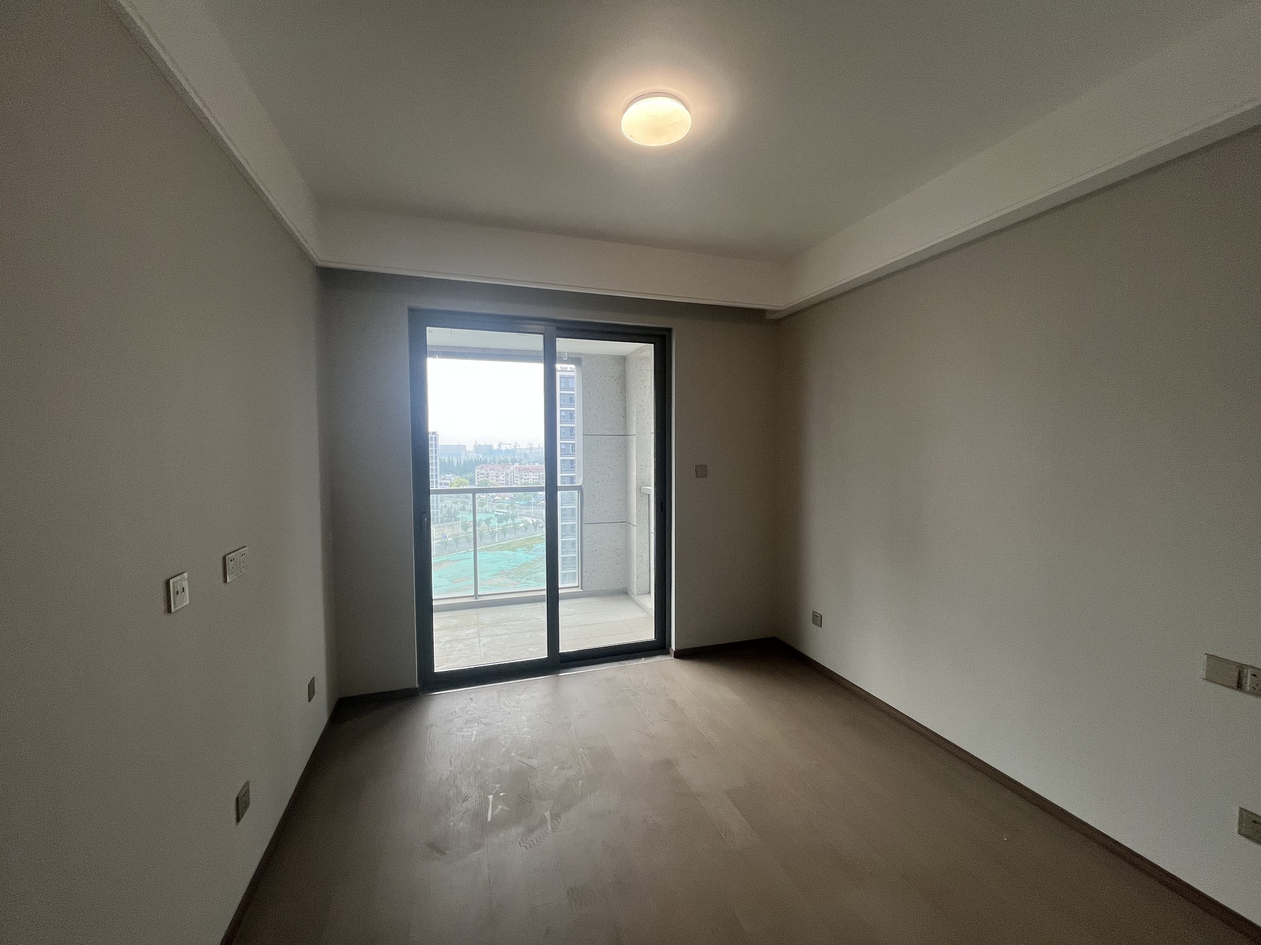 长泰滨河国际 4室2厅2卫 142.36m&sup2;