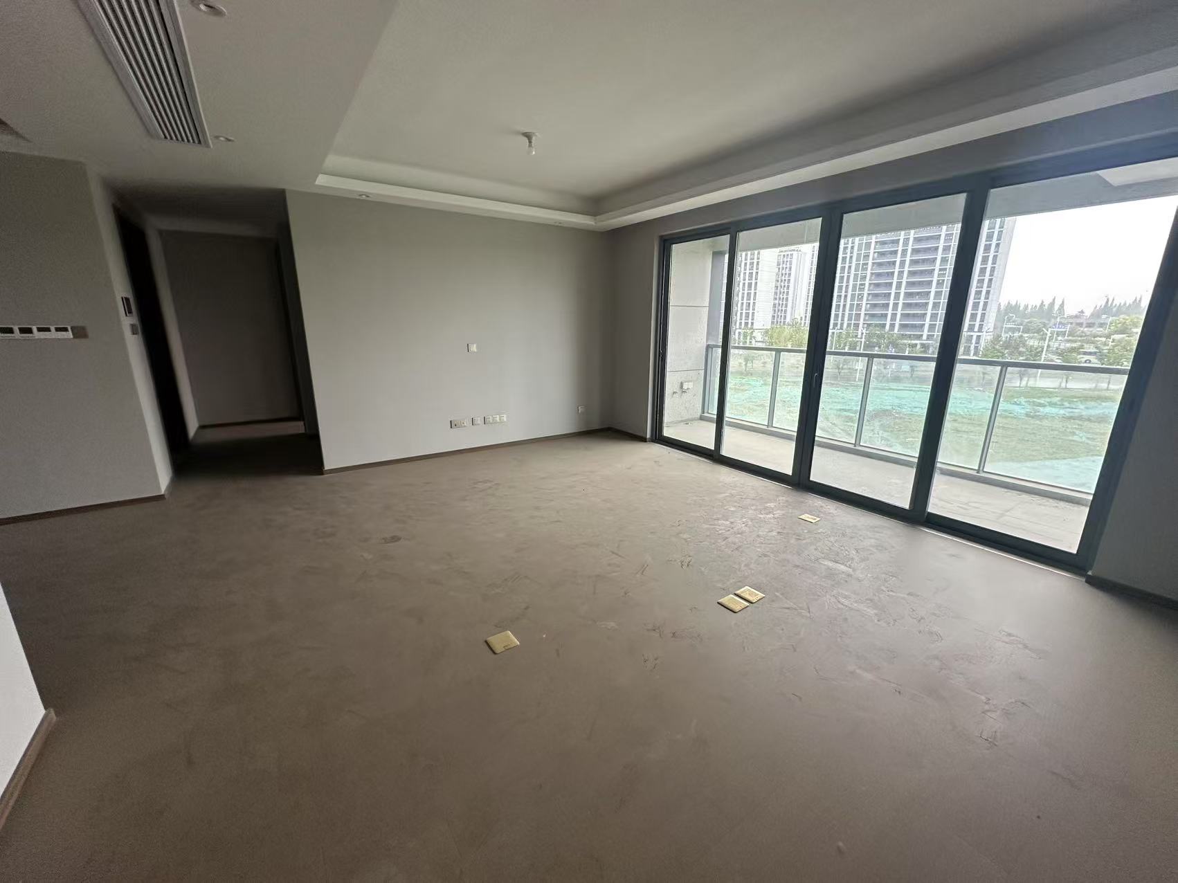 长泰滨河国际 3室2厅2卫 128m²