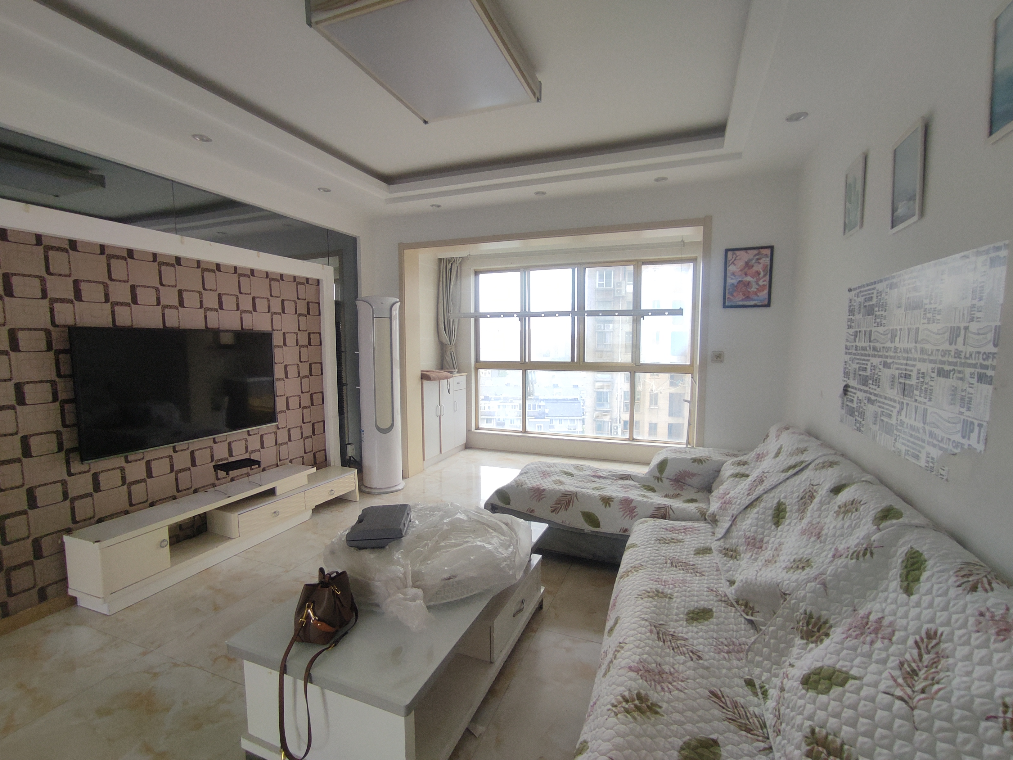 尚海湾 3室2厅2卫 135.00m&sup2;
