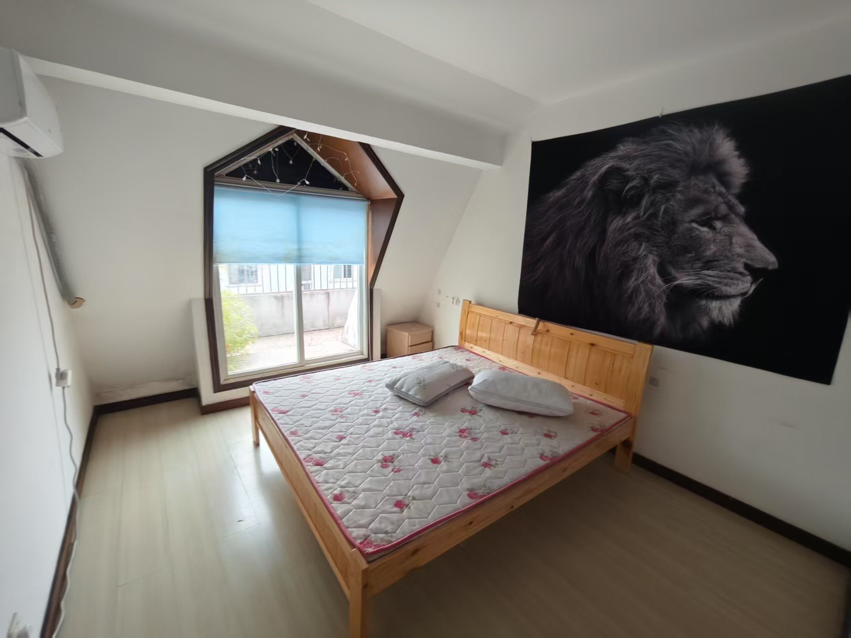 德民花苑东区 5室2厅2卫 215m&sup2;