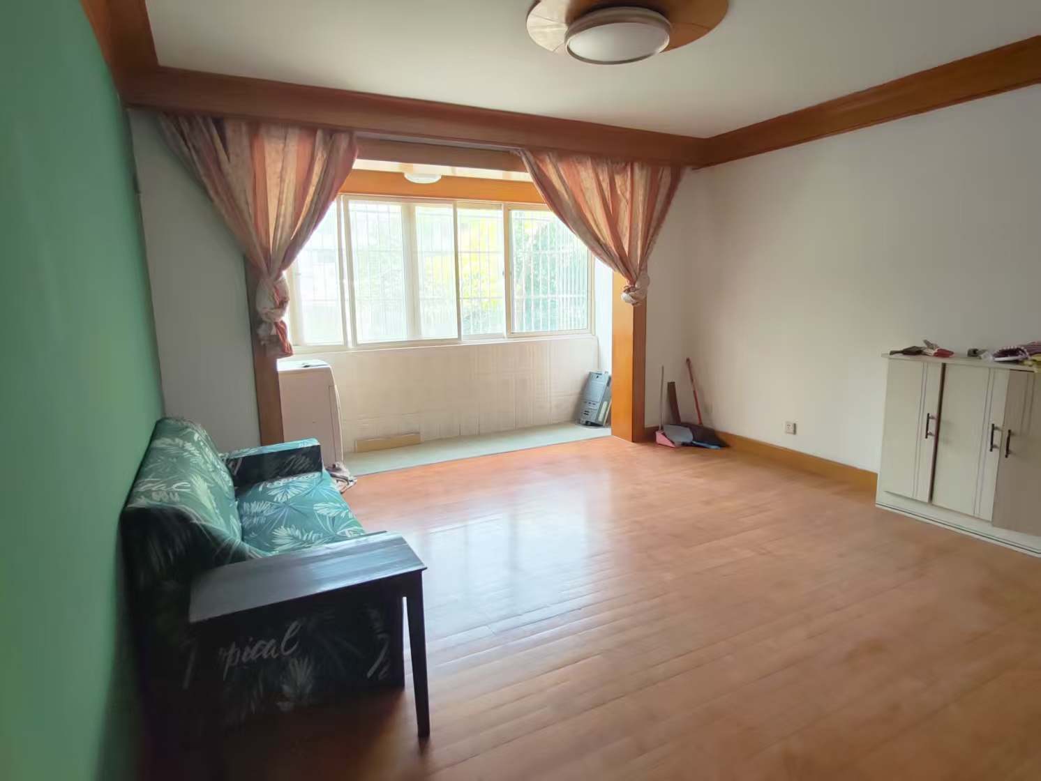 龙王桥新村 3室2厅1卫 130m&sup2;