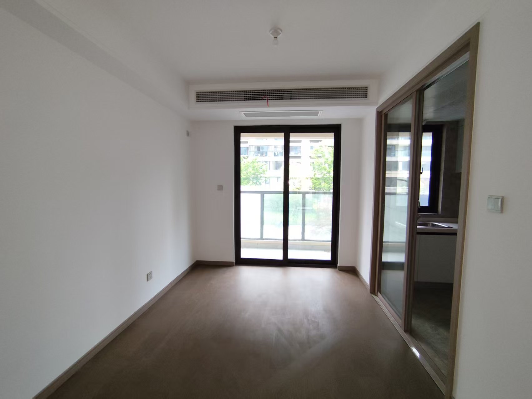时光漫城 4室2厅2卫 140m&sup2;
