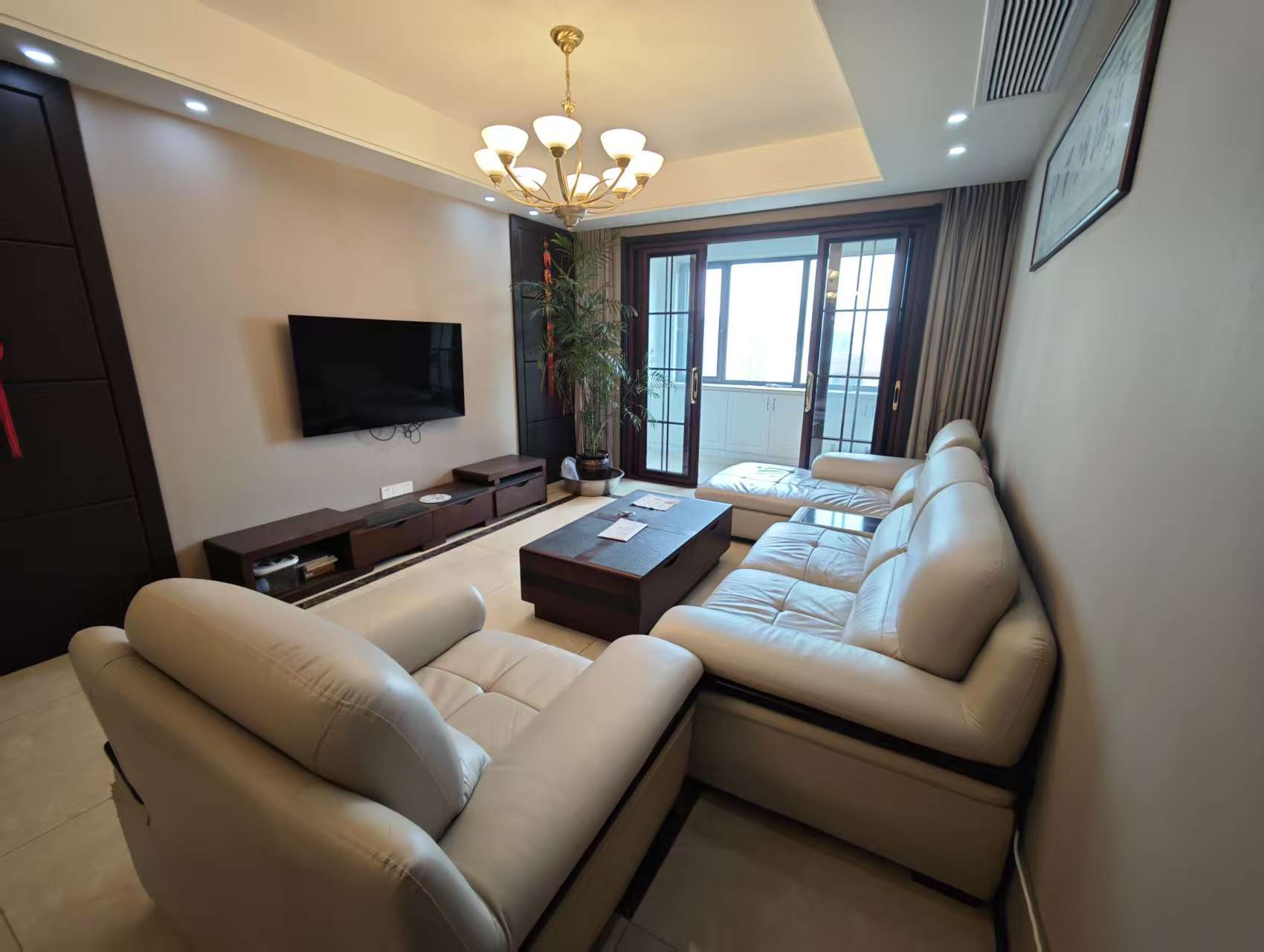 苏建学府雅居 3室2厅1卫 113m&sup2;