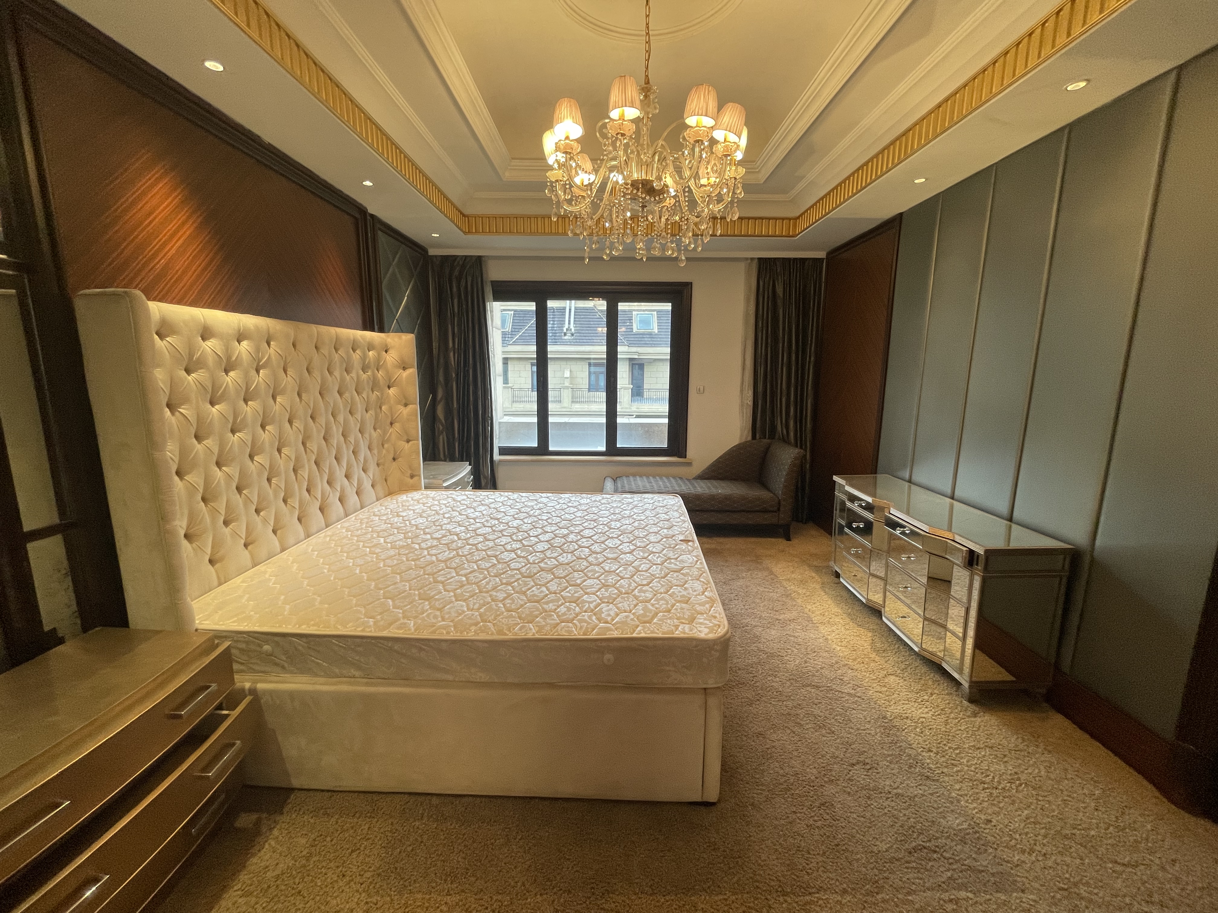 南通橡树湾 5室2厅3卫 225m&sup2;
