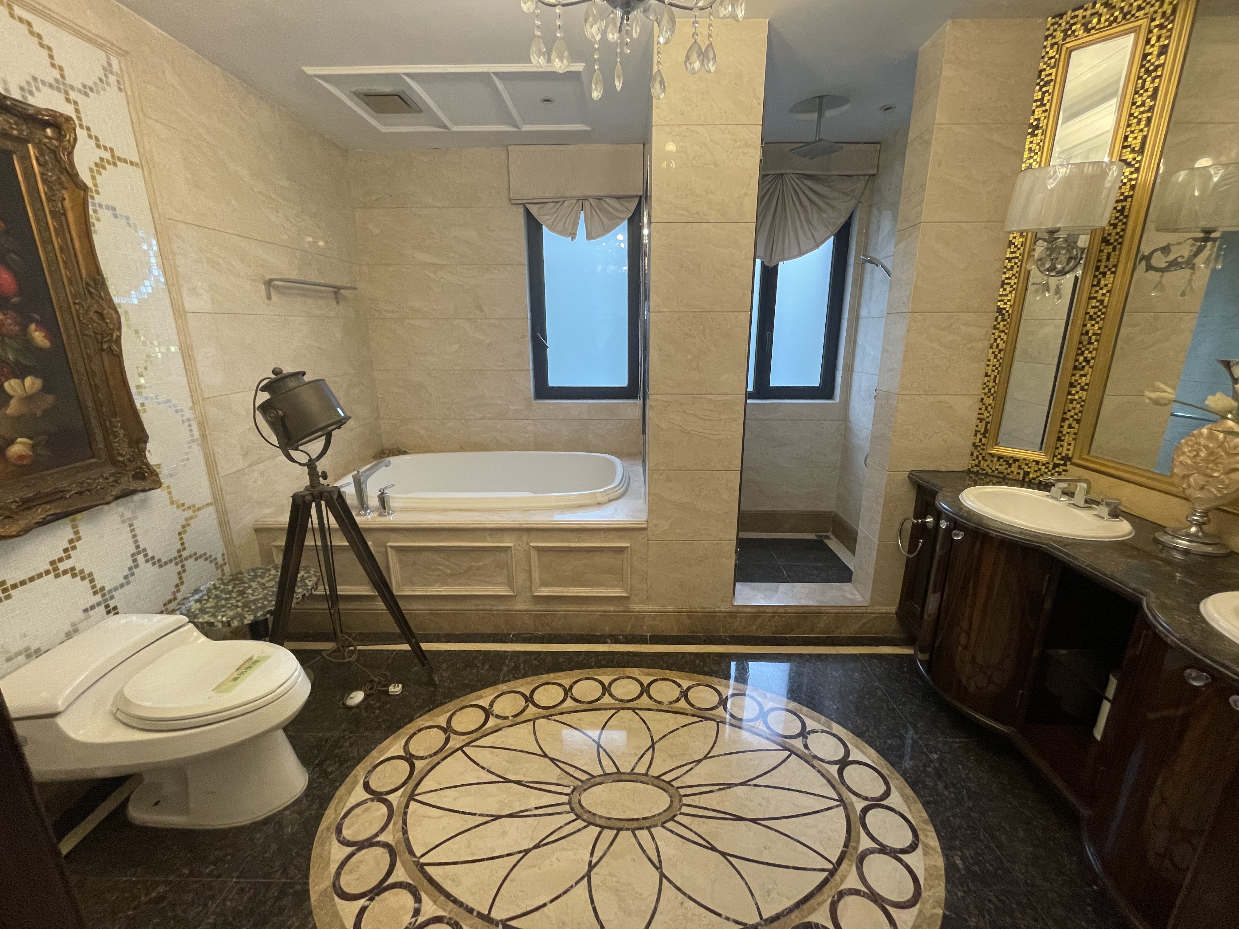 南通橡树湾 5室2厅3卫 225m&sup2;