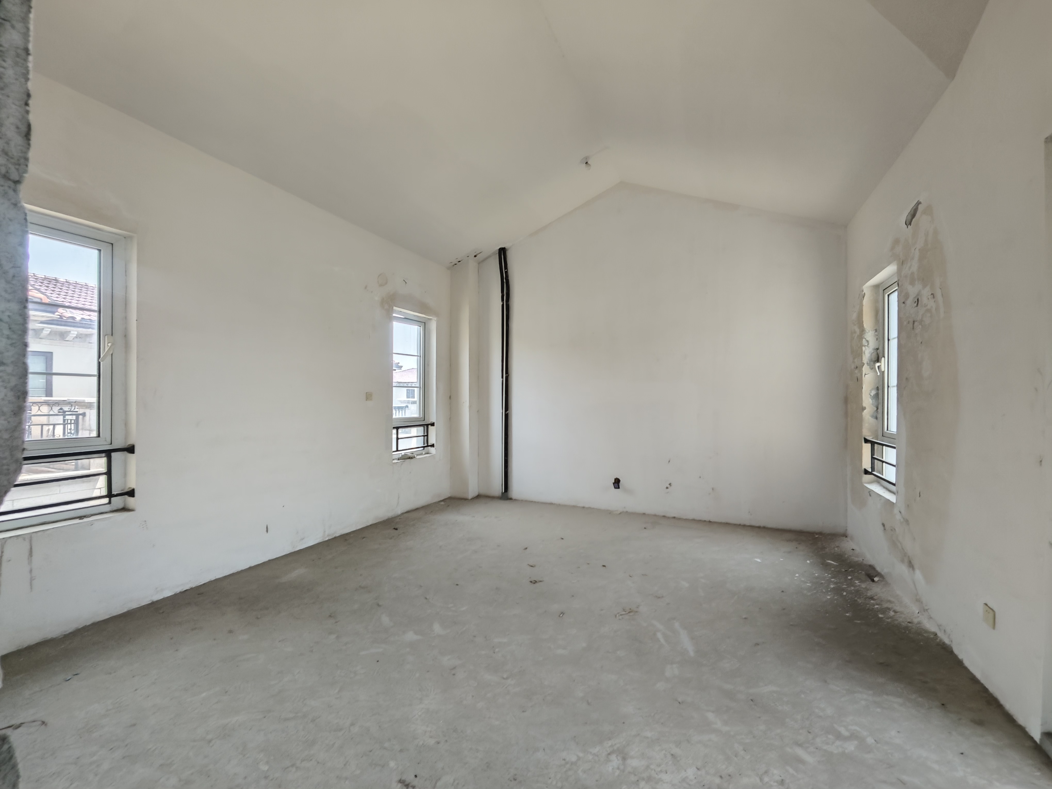 顺发御园 5室2厅4卫 313.00m&sup2;