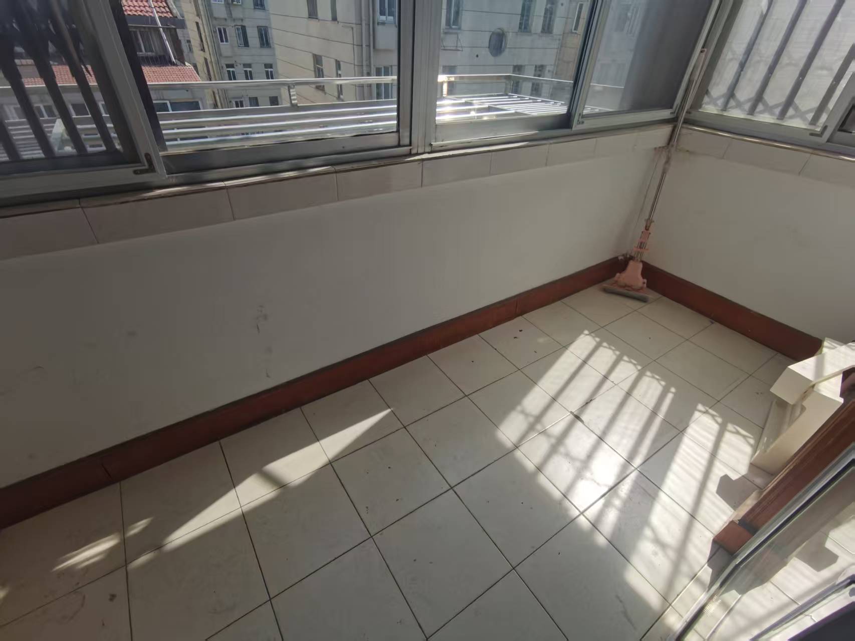 光明南村 2室2厅1卫 72m&sup2;