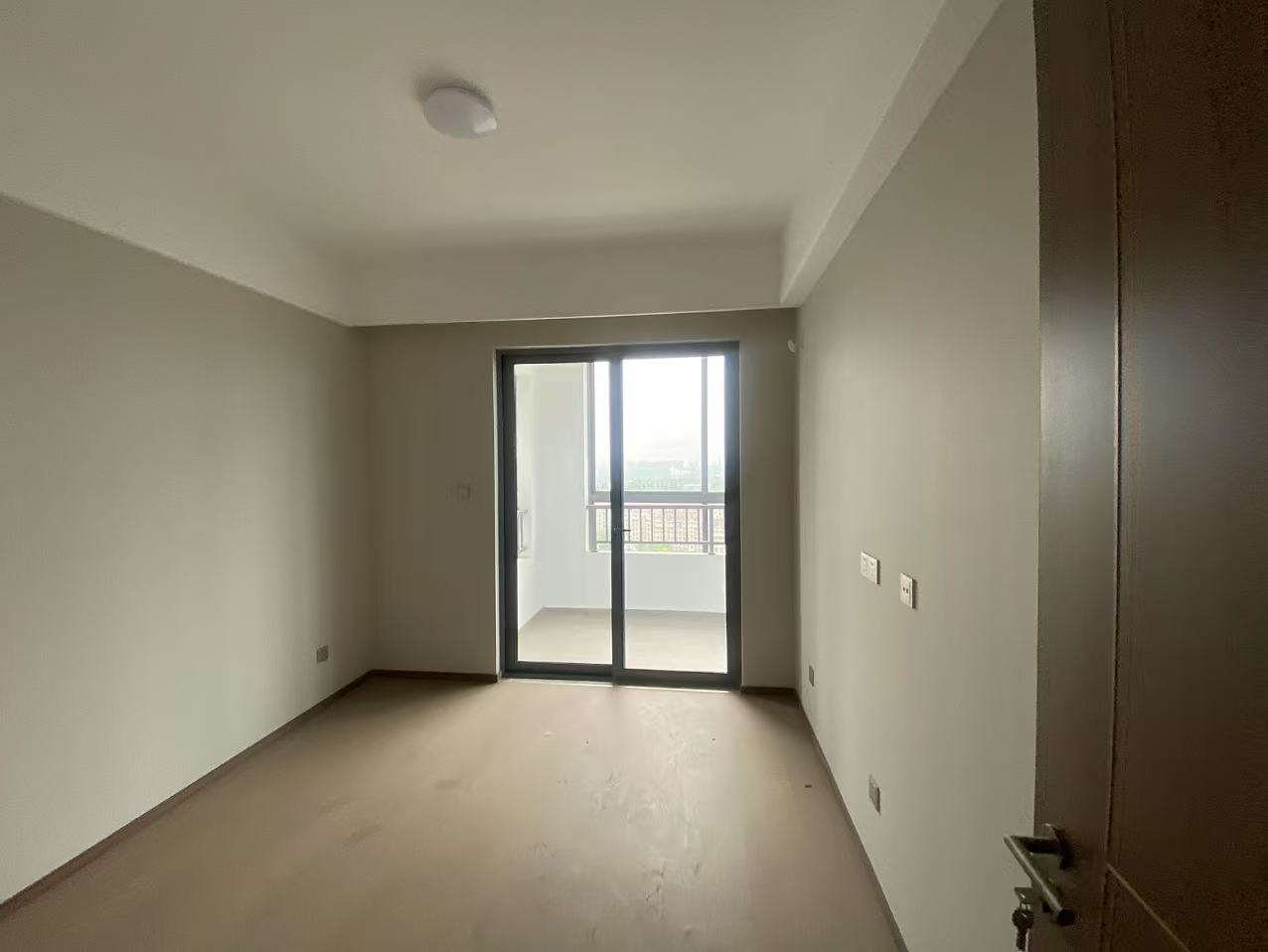 长泰滨河国际 3室2厅2卫 115m&sup2;