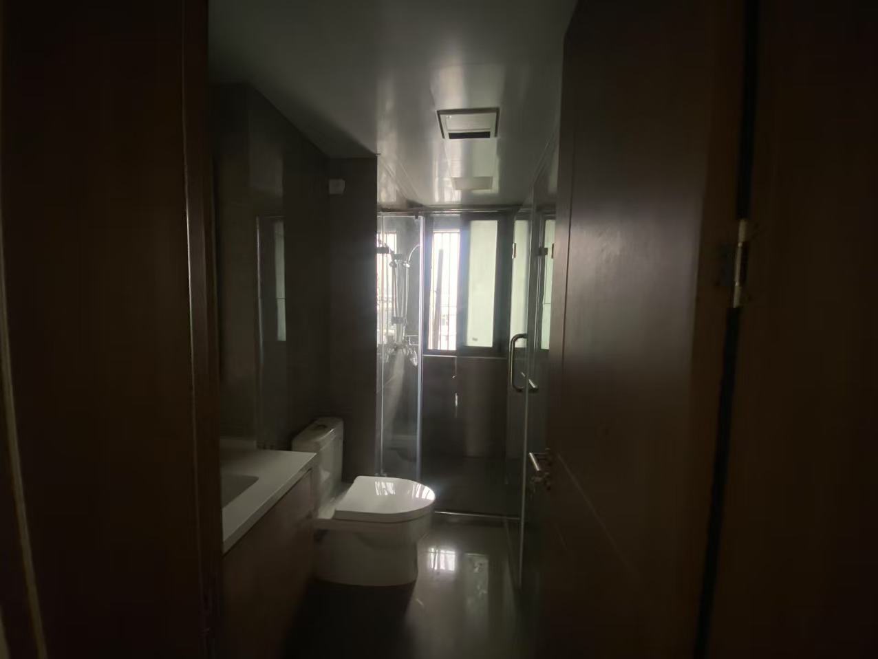 长泰滨河国际 3室2厅2卫 115m&sup2;