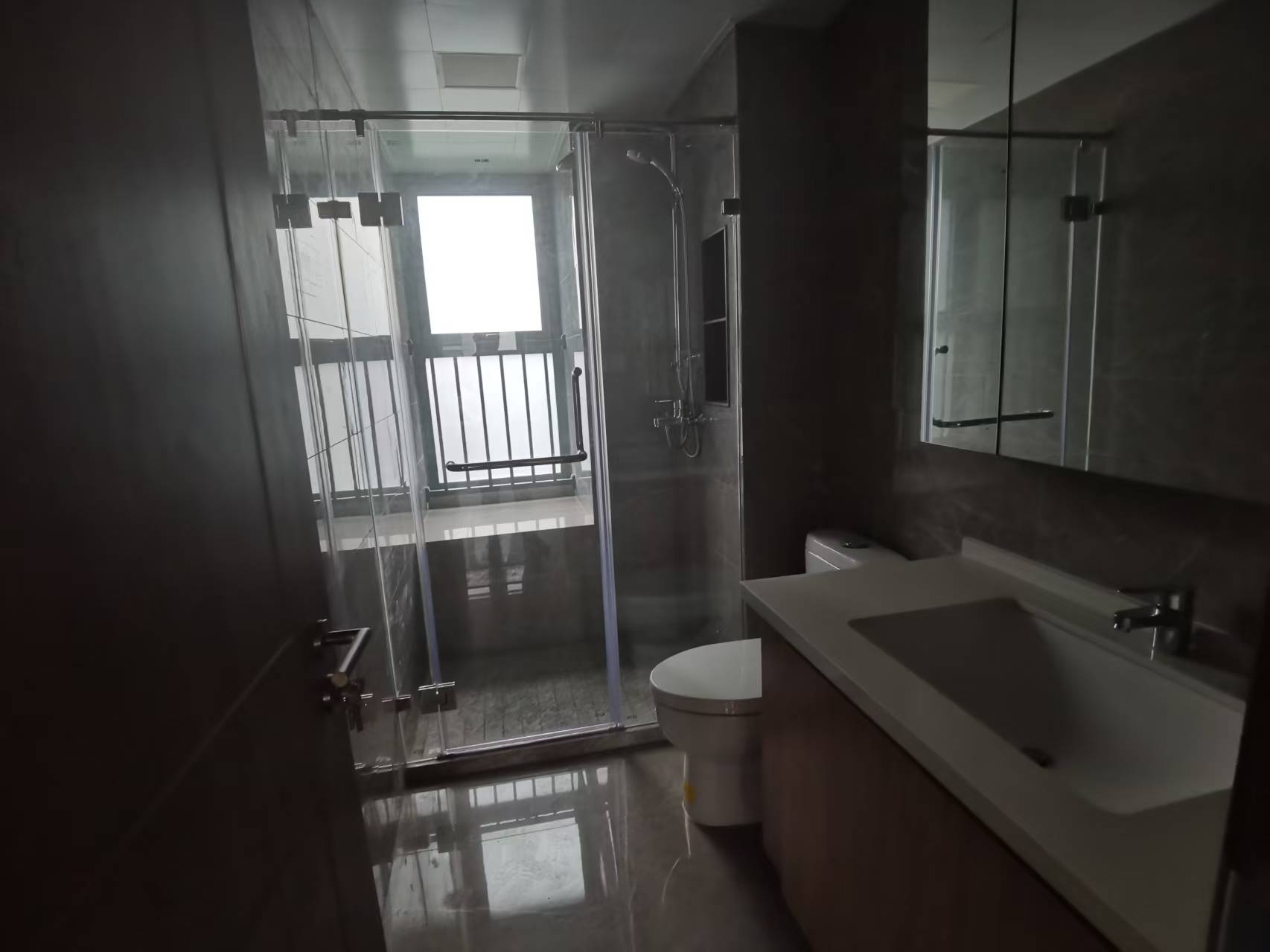 长泰滨河国际 4室2厅2卫 142.36m&sup2;