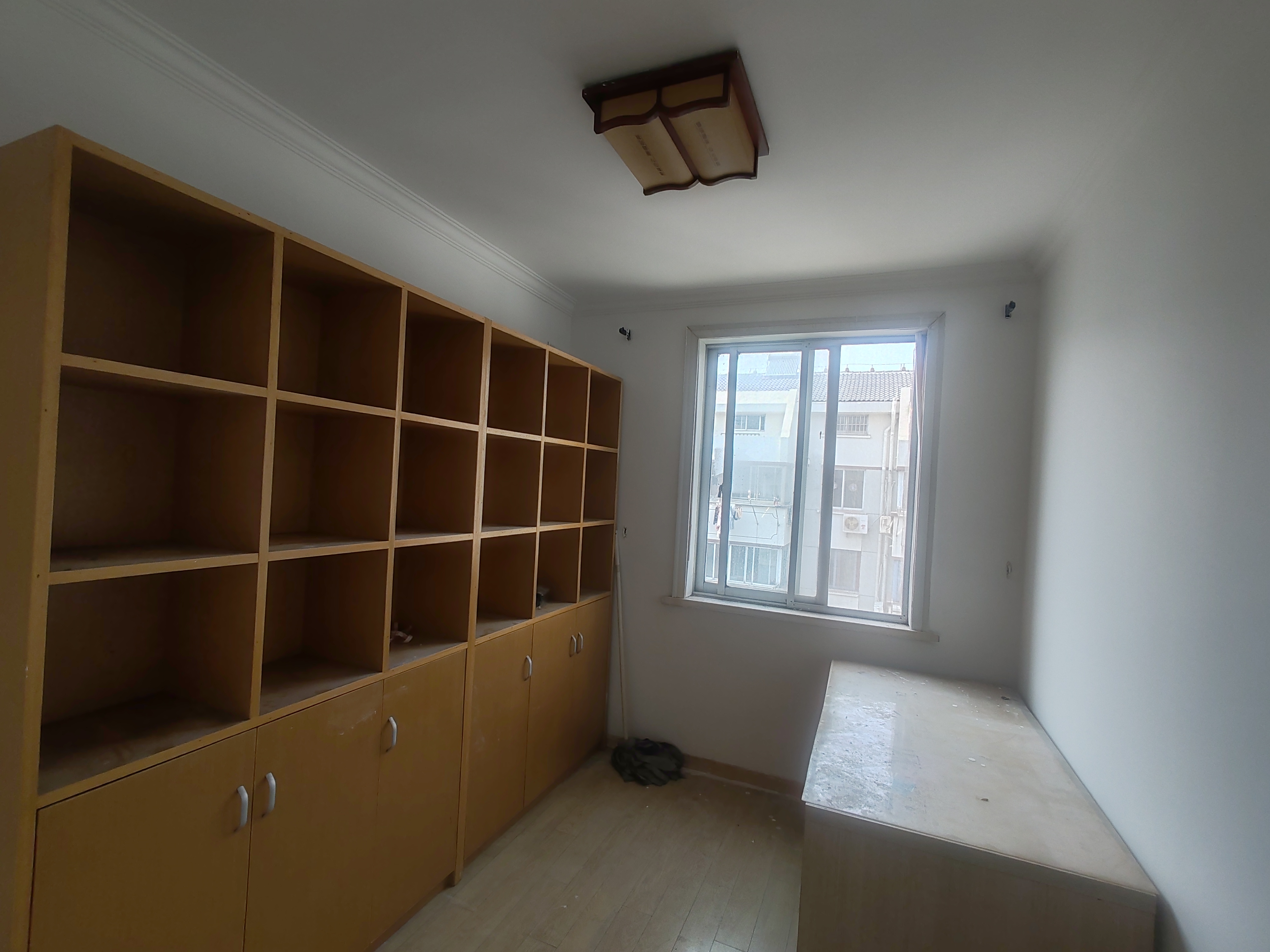 郭里园 3室1厅1卫 99m&sup2;